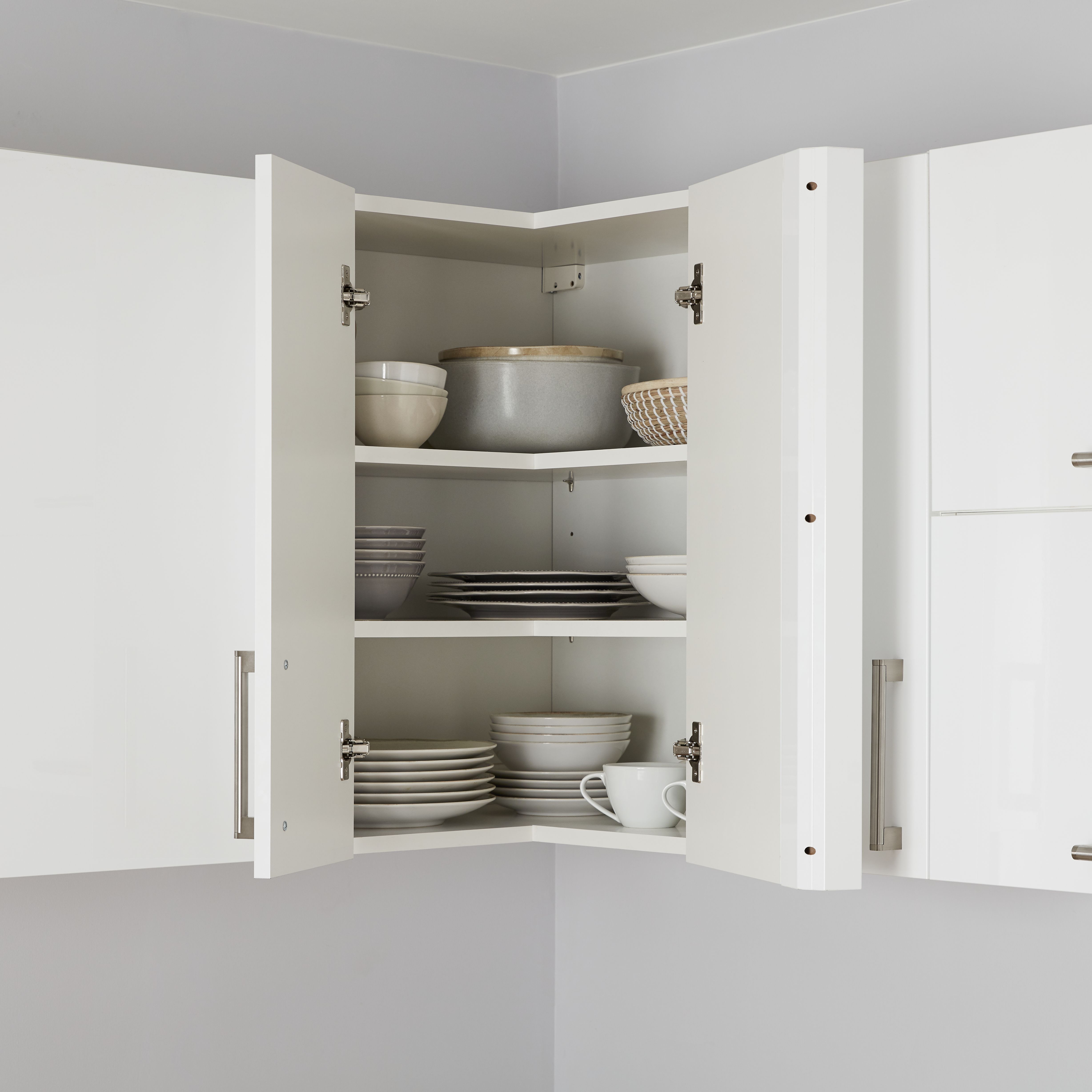 Corner kitchen outlet wall cabinet