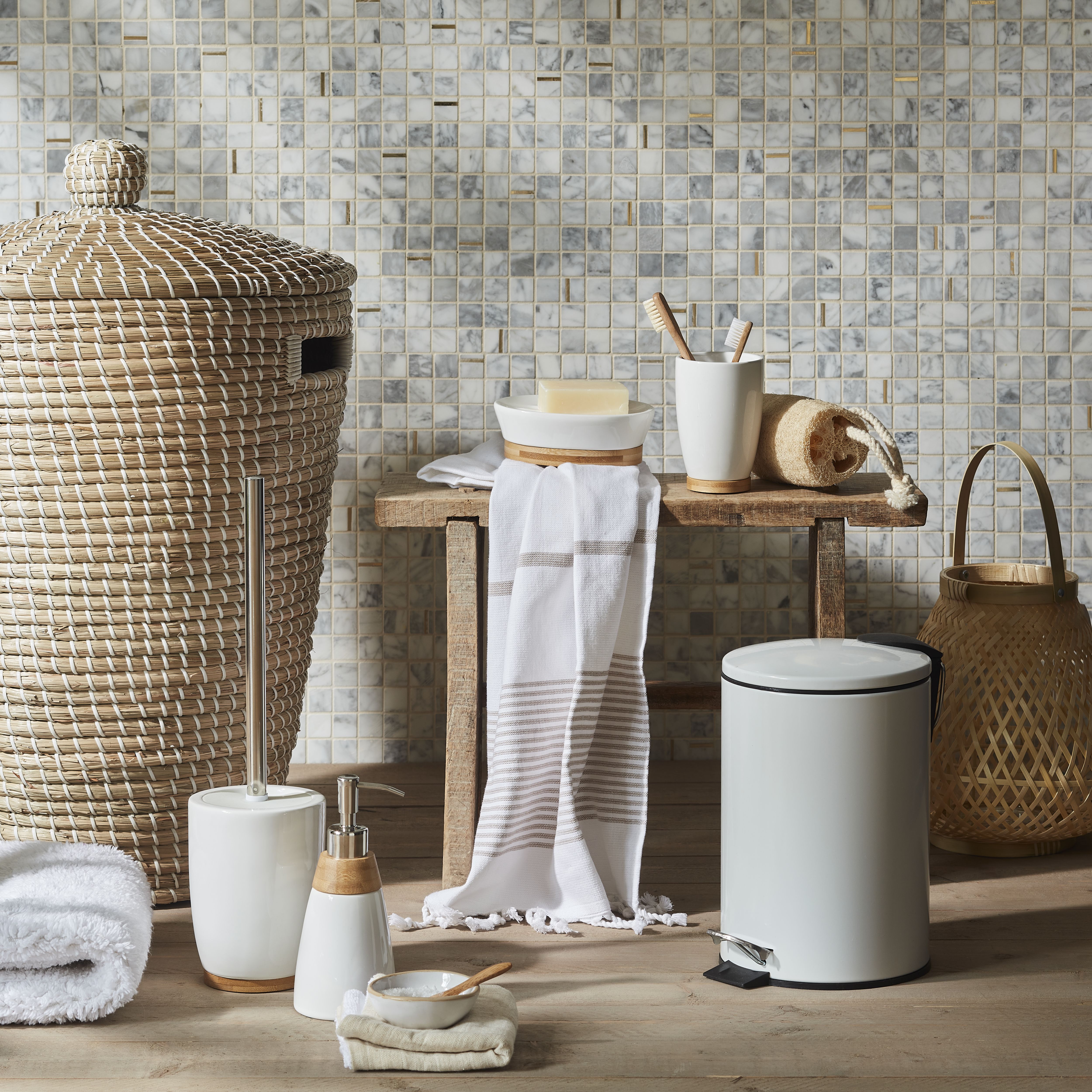 GoodHome Cervia Gloss White Bamboo & ceramic Tumbler