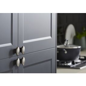 Kitchen cupboard 2024 handles b&q