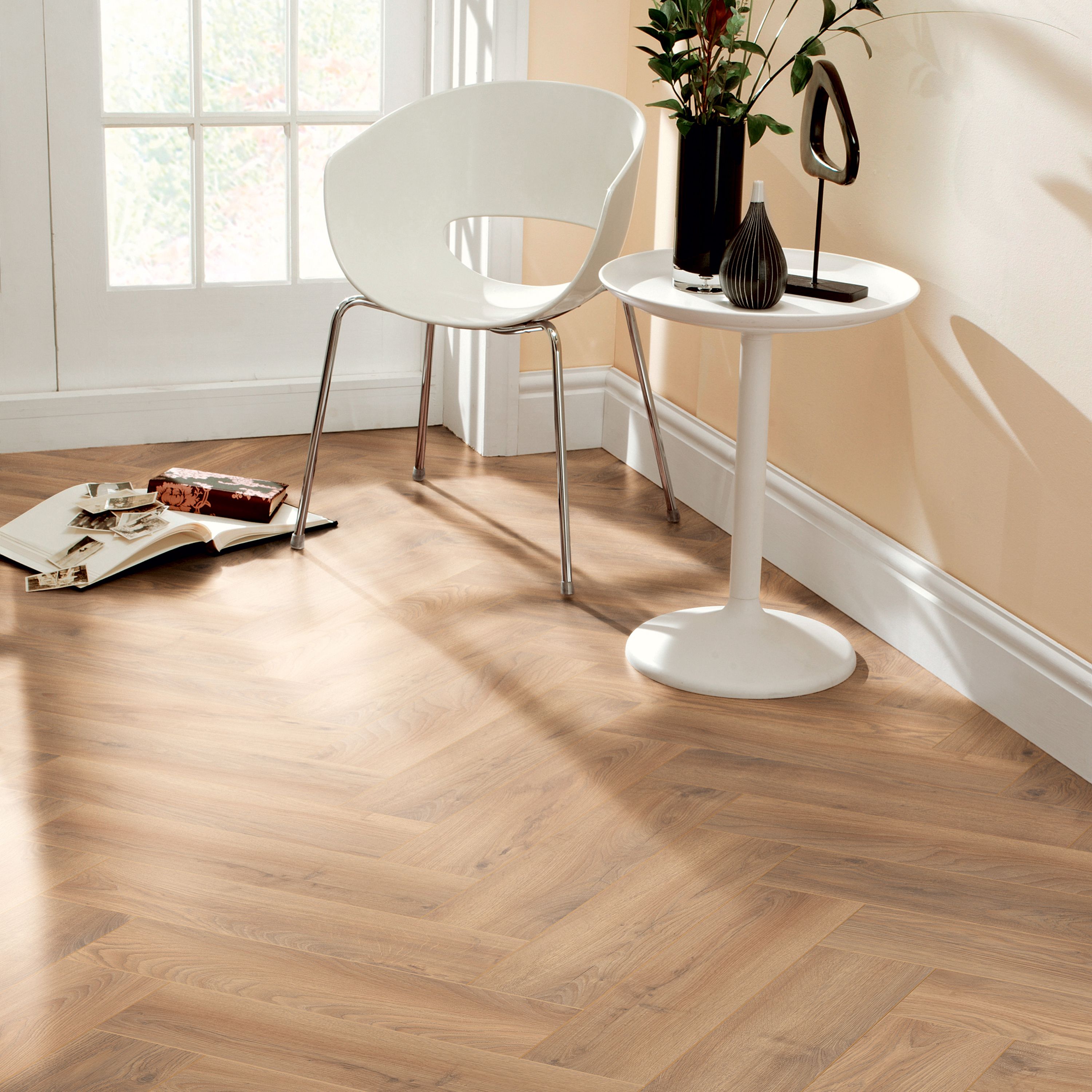 GoodHome Chesterfield Light Natural Herringbone Oak effect Laminate Flooring, 0.87m² DIY at B&Q
