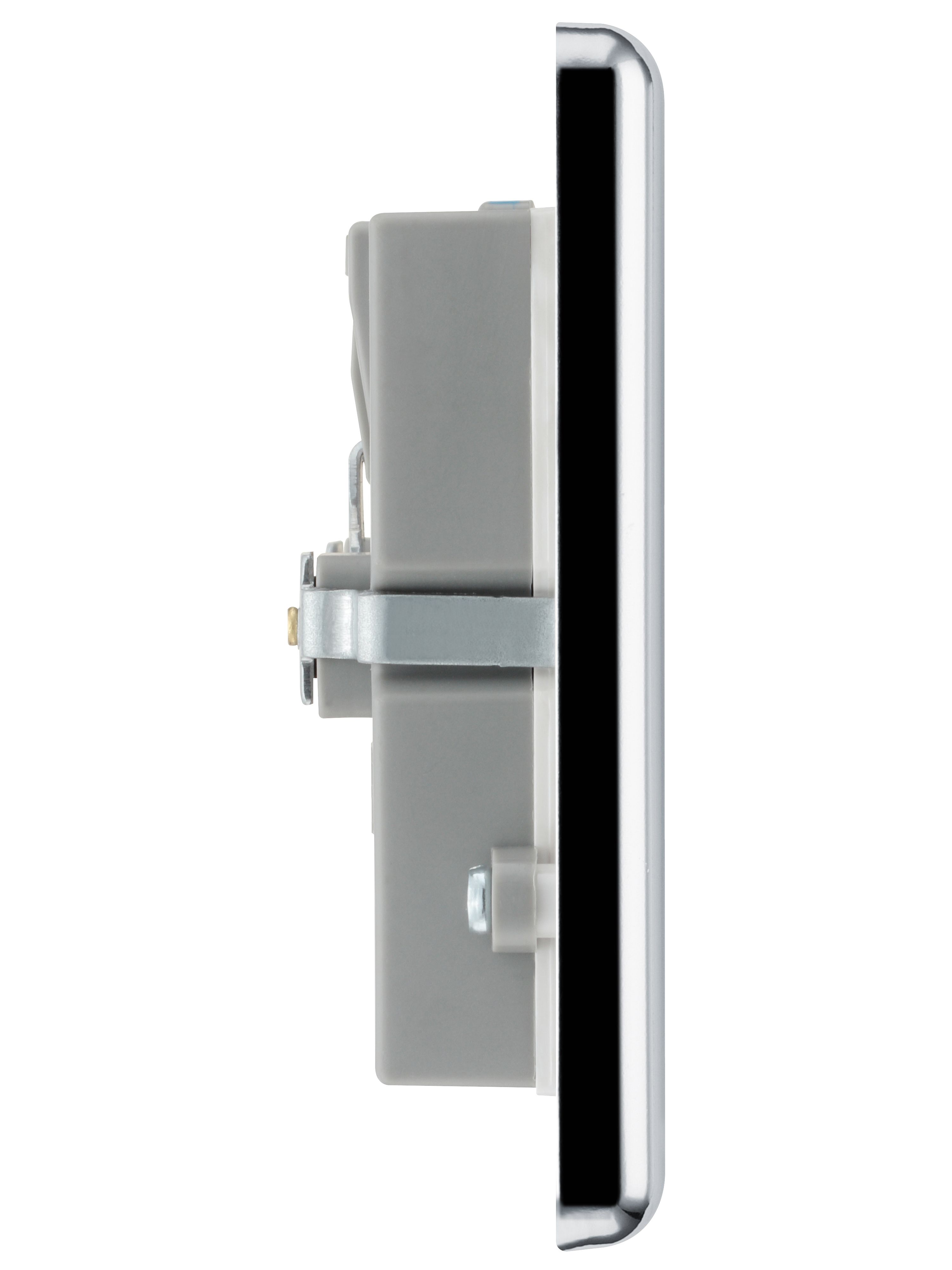 GoodHome Chrome Double 13A Raised rounded Unswitched Screwed Socket with USB, x4 & White inserts