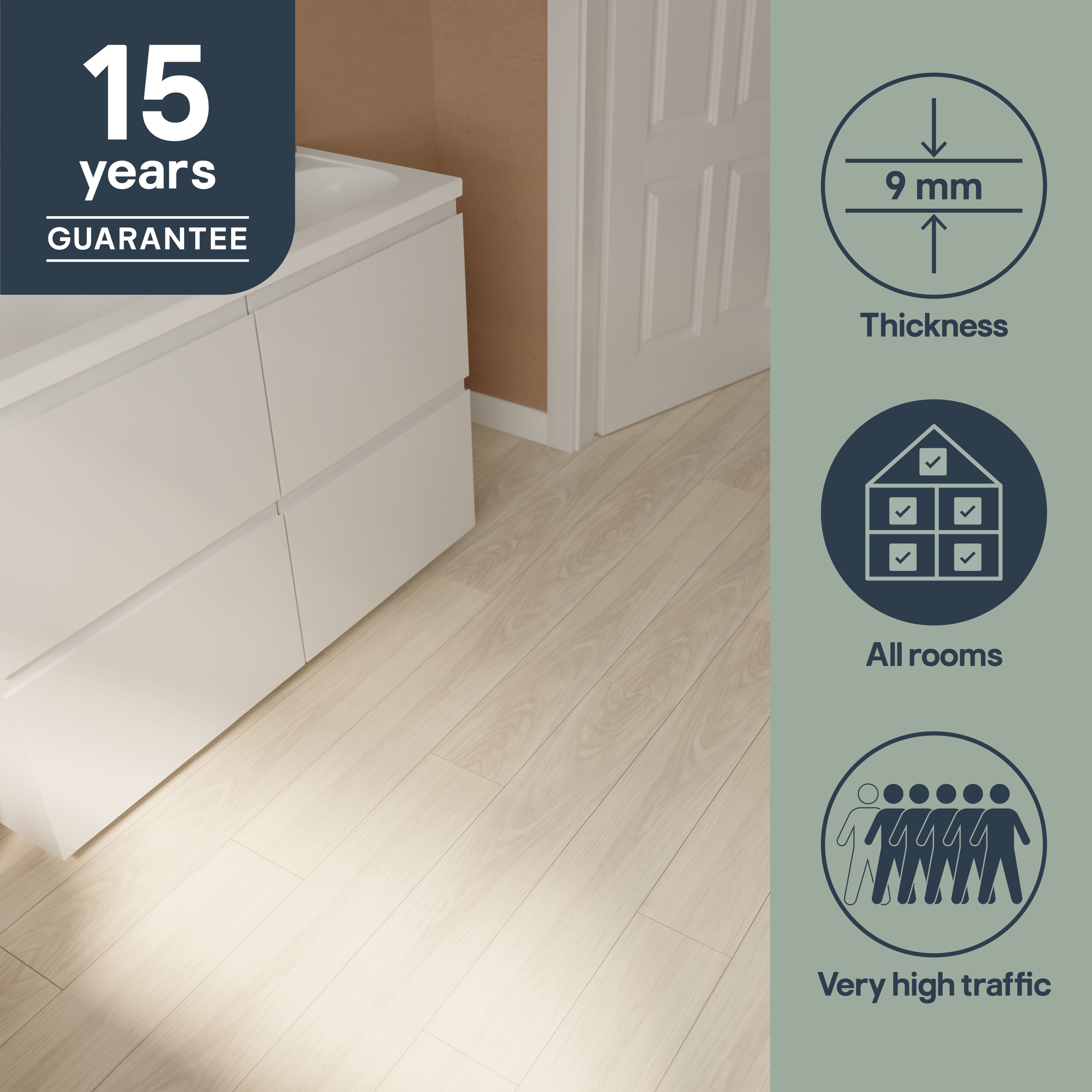 GoodHome Classy Pale Natural Oak effect Composite Click flooring, 1.98m²