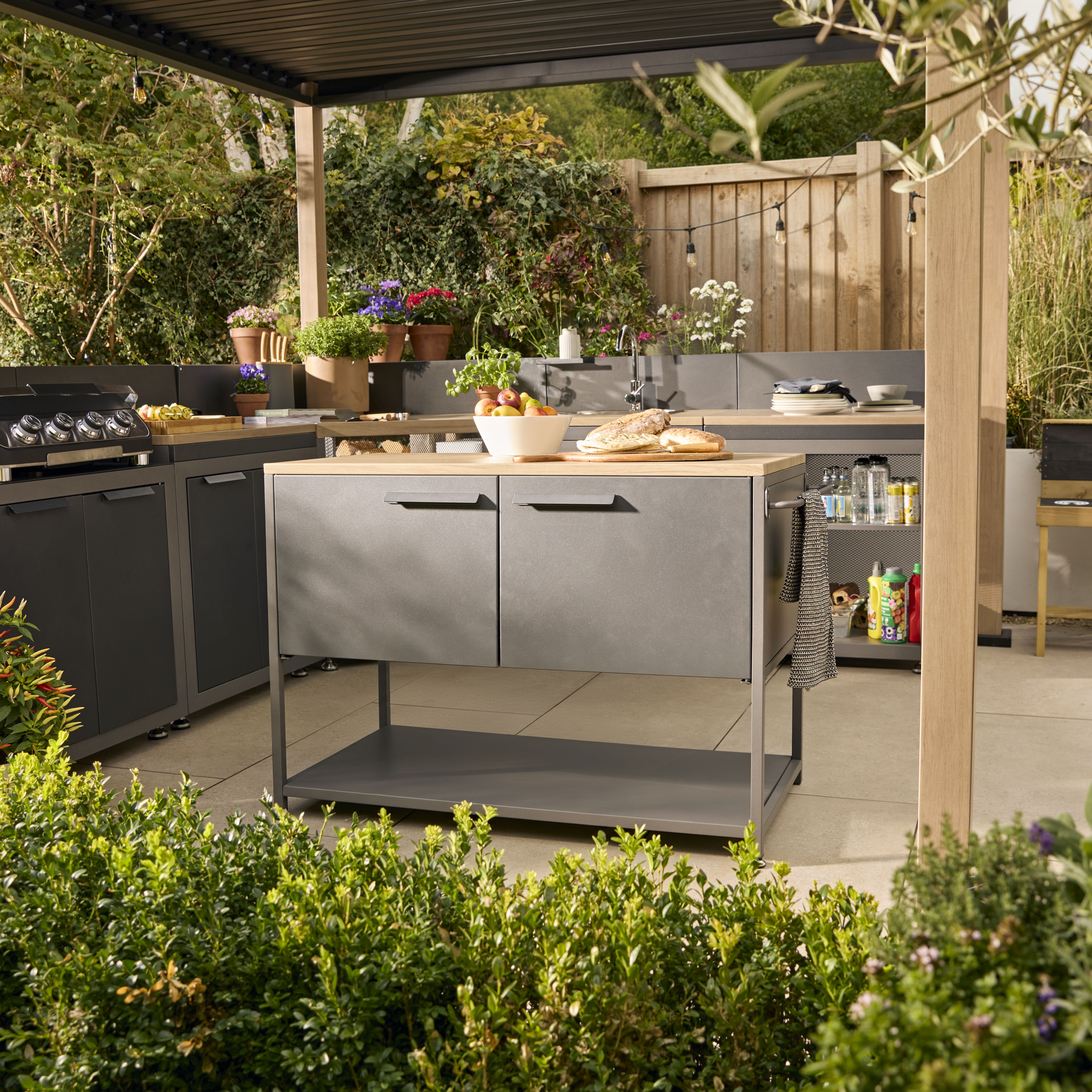 GoodHome Cucino Powder-coated Grey Open Steel Wood effect Outdoor kitchen cabinet unit, (H) 87.5cm x (W) 60cm