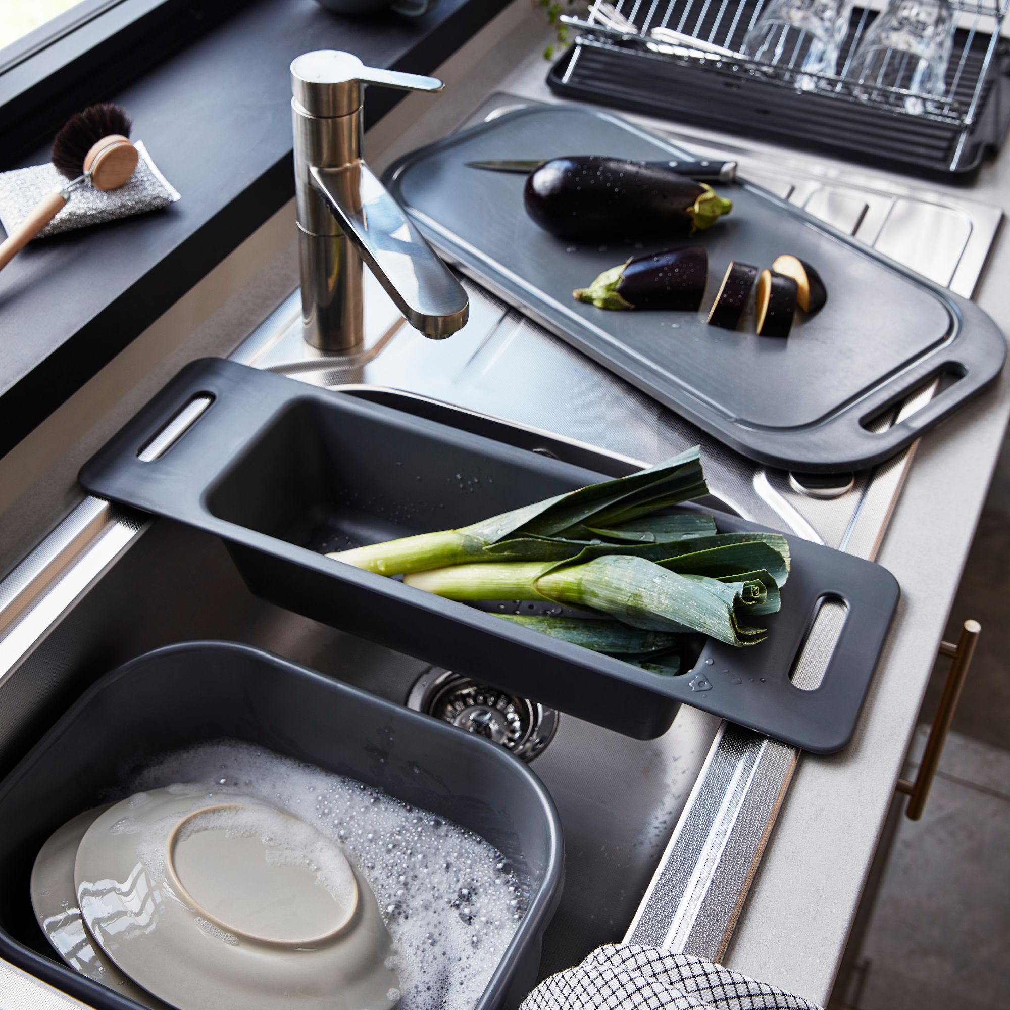 GoodHome Datil Anthracite Polypropylene Colander