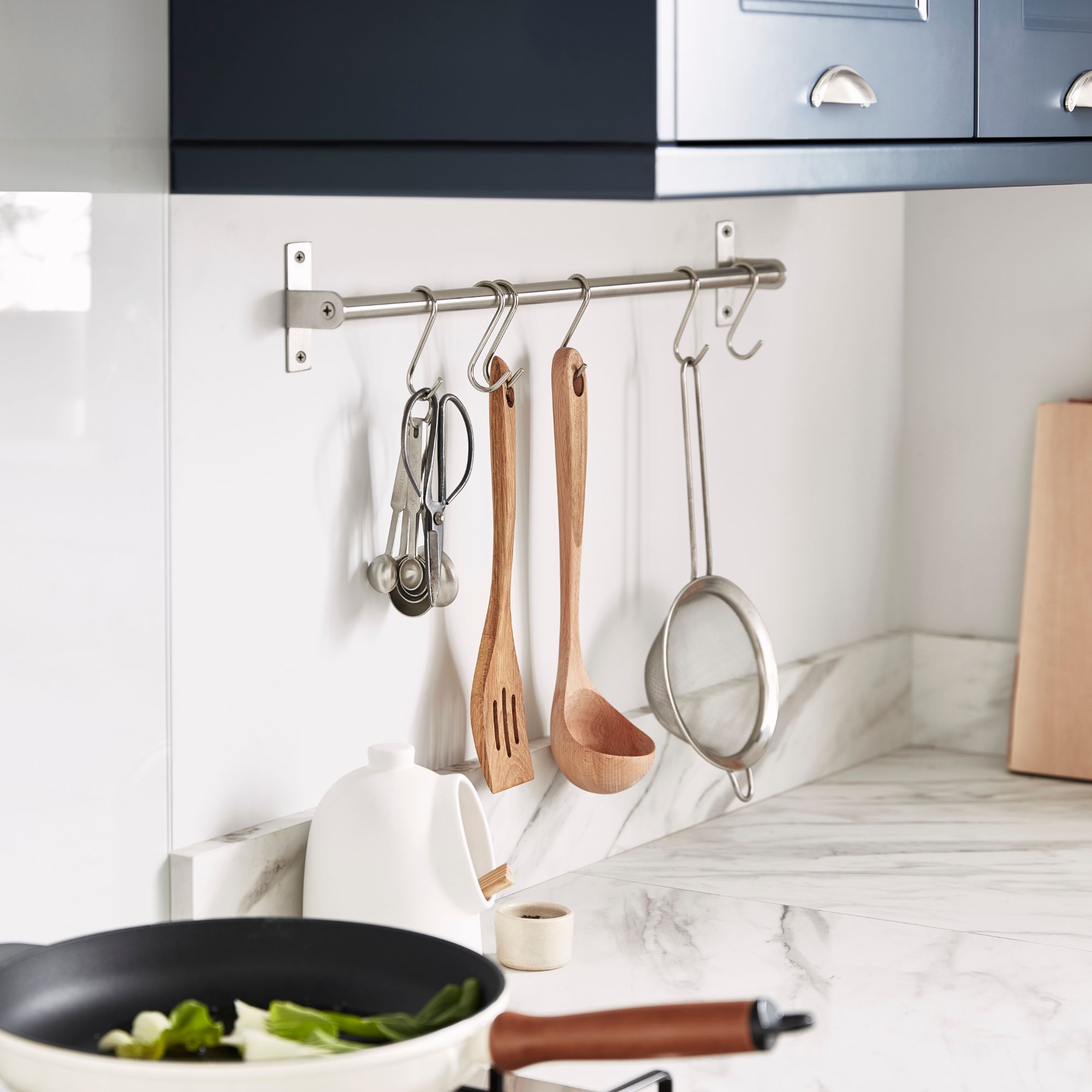 GoodHome Datil Silver Chrome-plated Steel Kitchen accessory rail (H)85mm (L)604mm