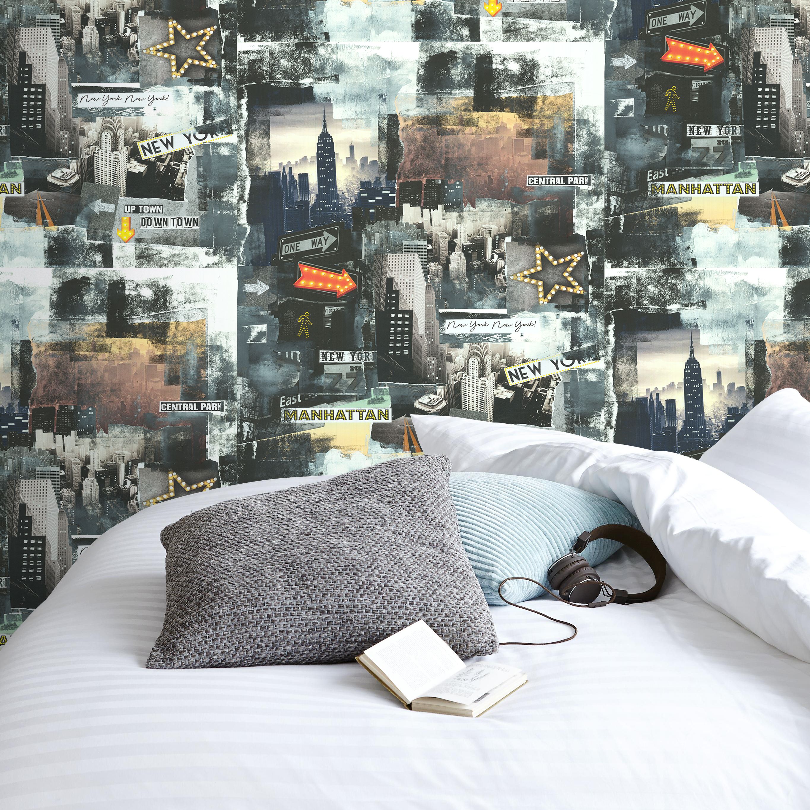 GoodHome Dimeria Multicolour New York Smooth Wallpaper