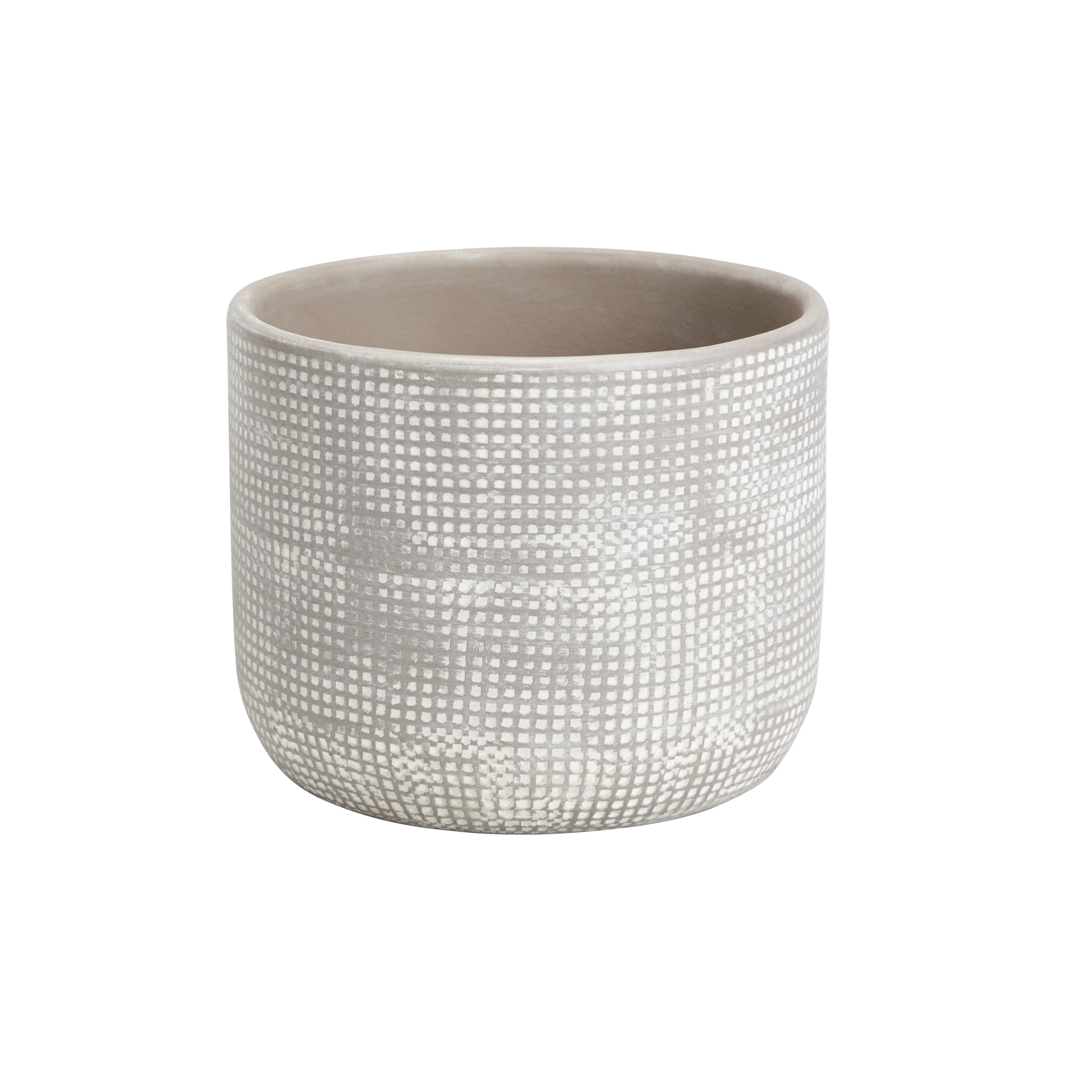 GoodHome Driftwood Beige Dotted Clay Plant pot (Dia) 12cm, (H)10cm, 600ml