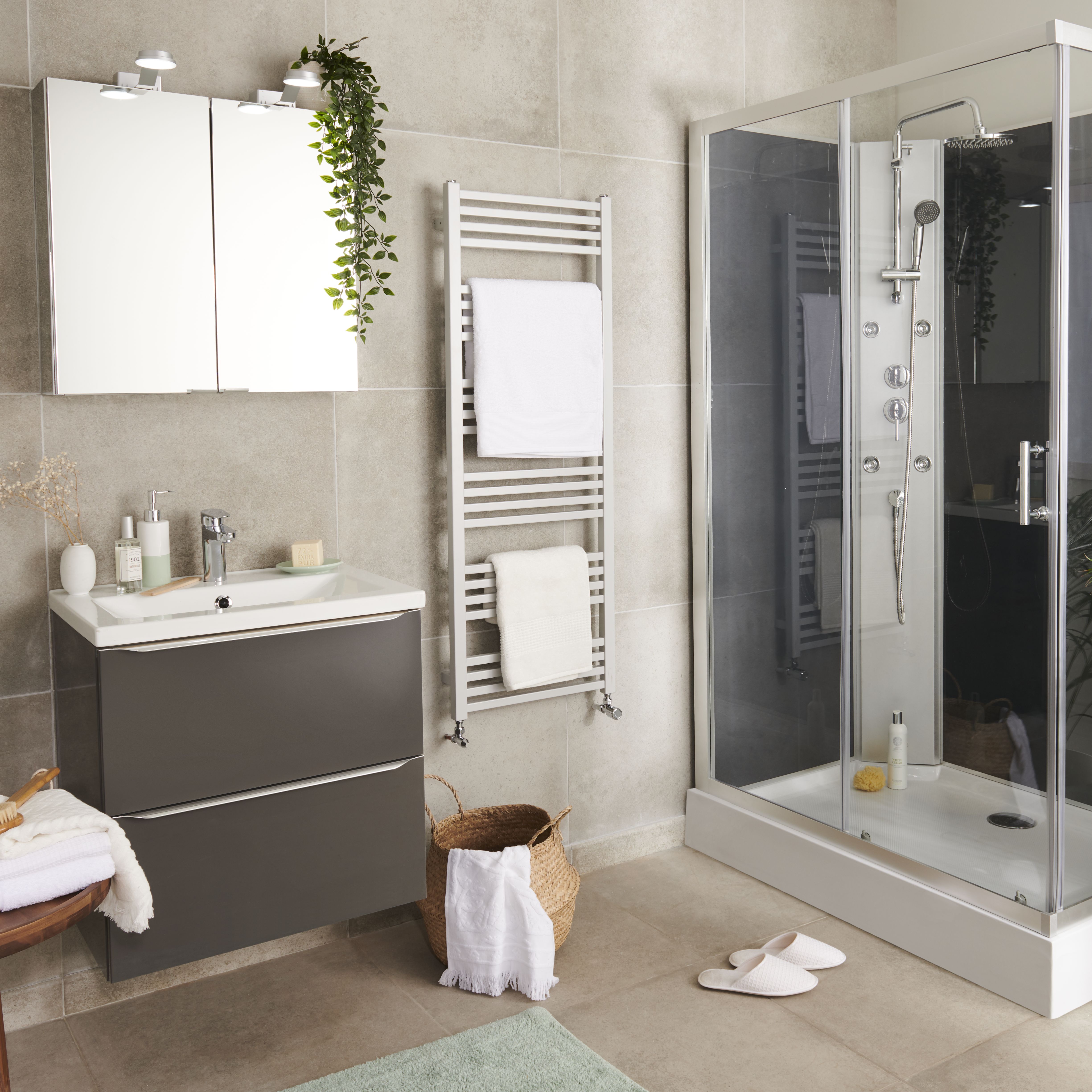 GoodHome Duala Grey 1767BTU Vertical Towel radiator (W)450mm x (H)1272mm
