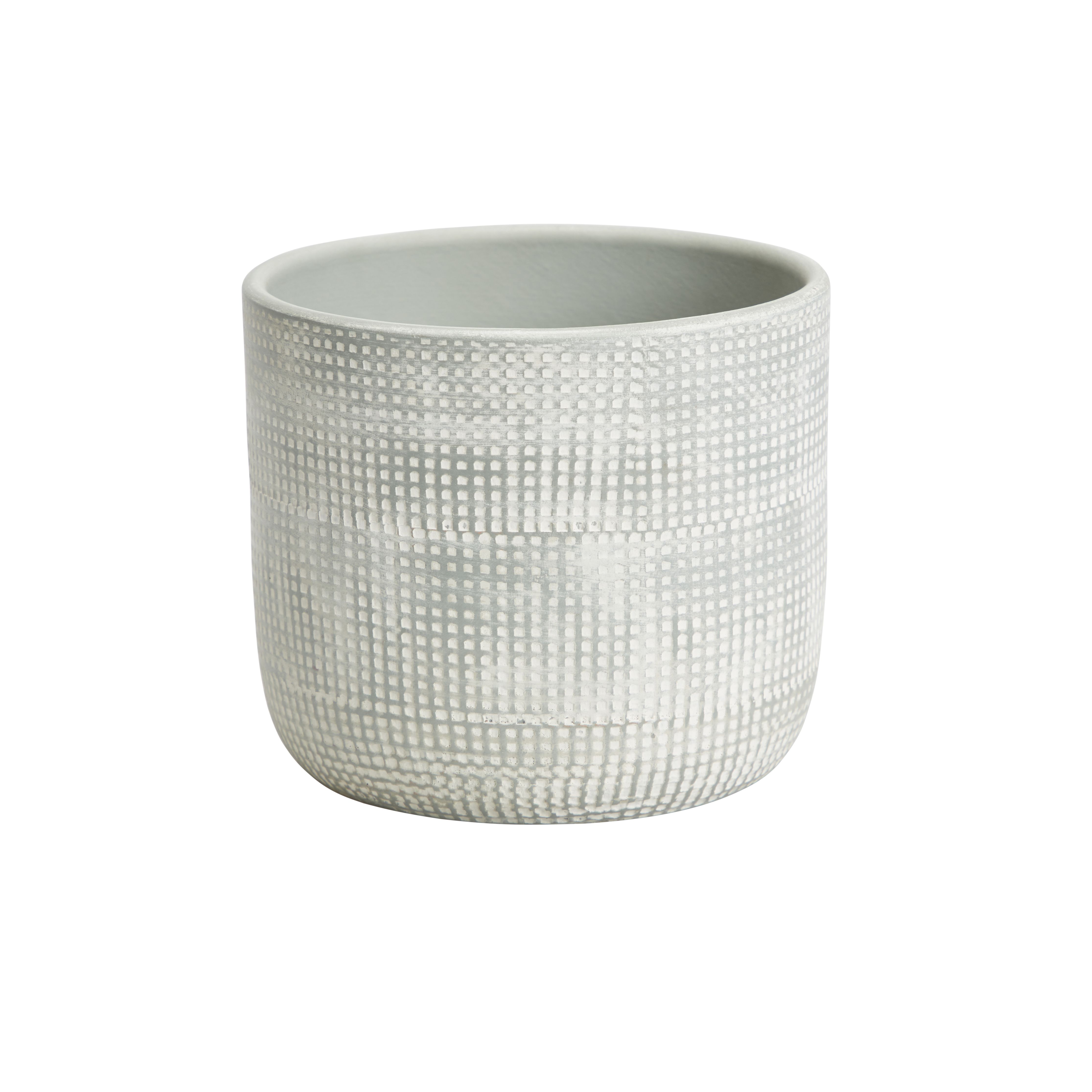 GoodHome Duck egg Blue Dotted Clay Plant pot (Dia) 12cm, (H)10cm, 600ml