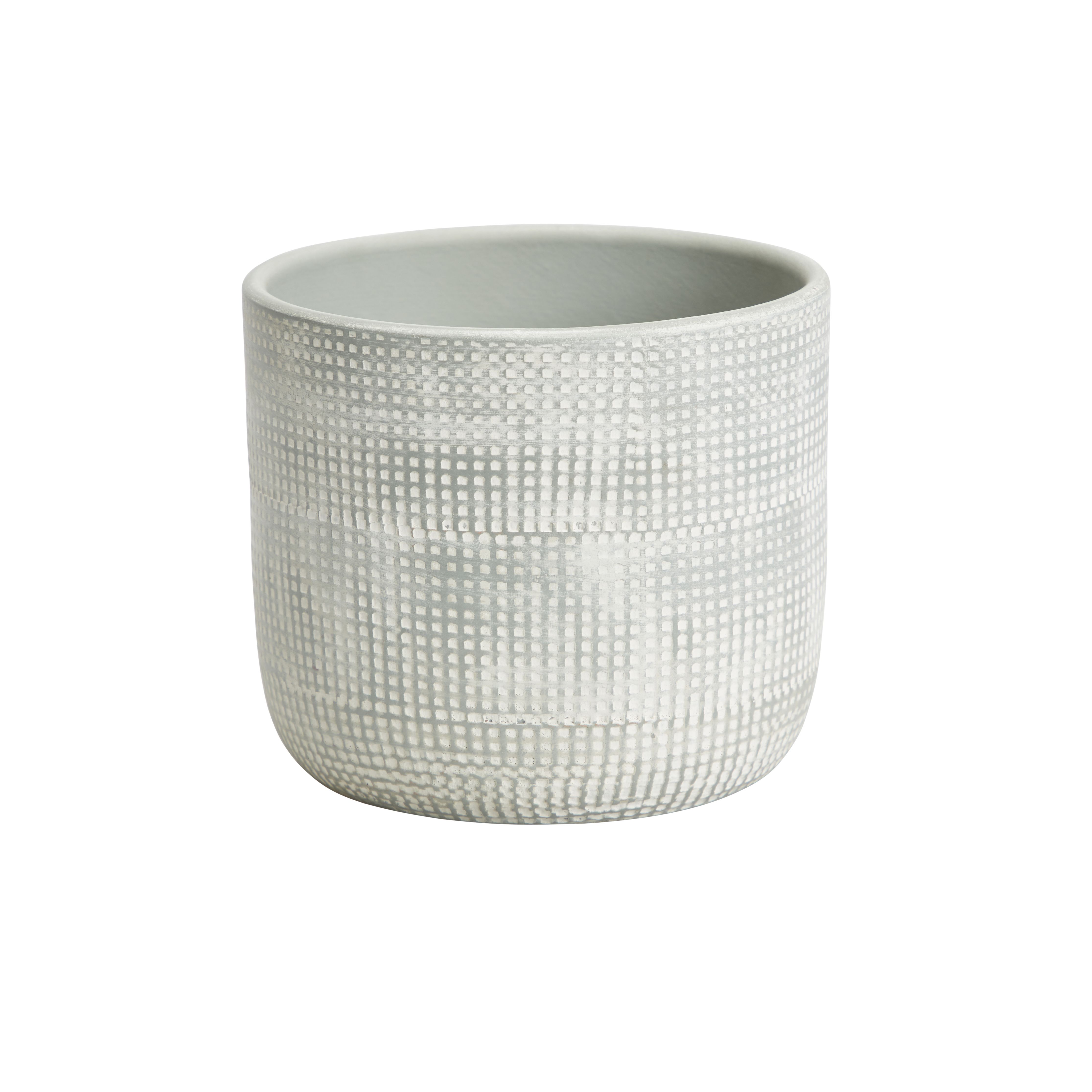 GoodHome Duck egg Clay Dotted Circular Plant pot (Dia) 12cm, (H)10cm, 600ml