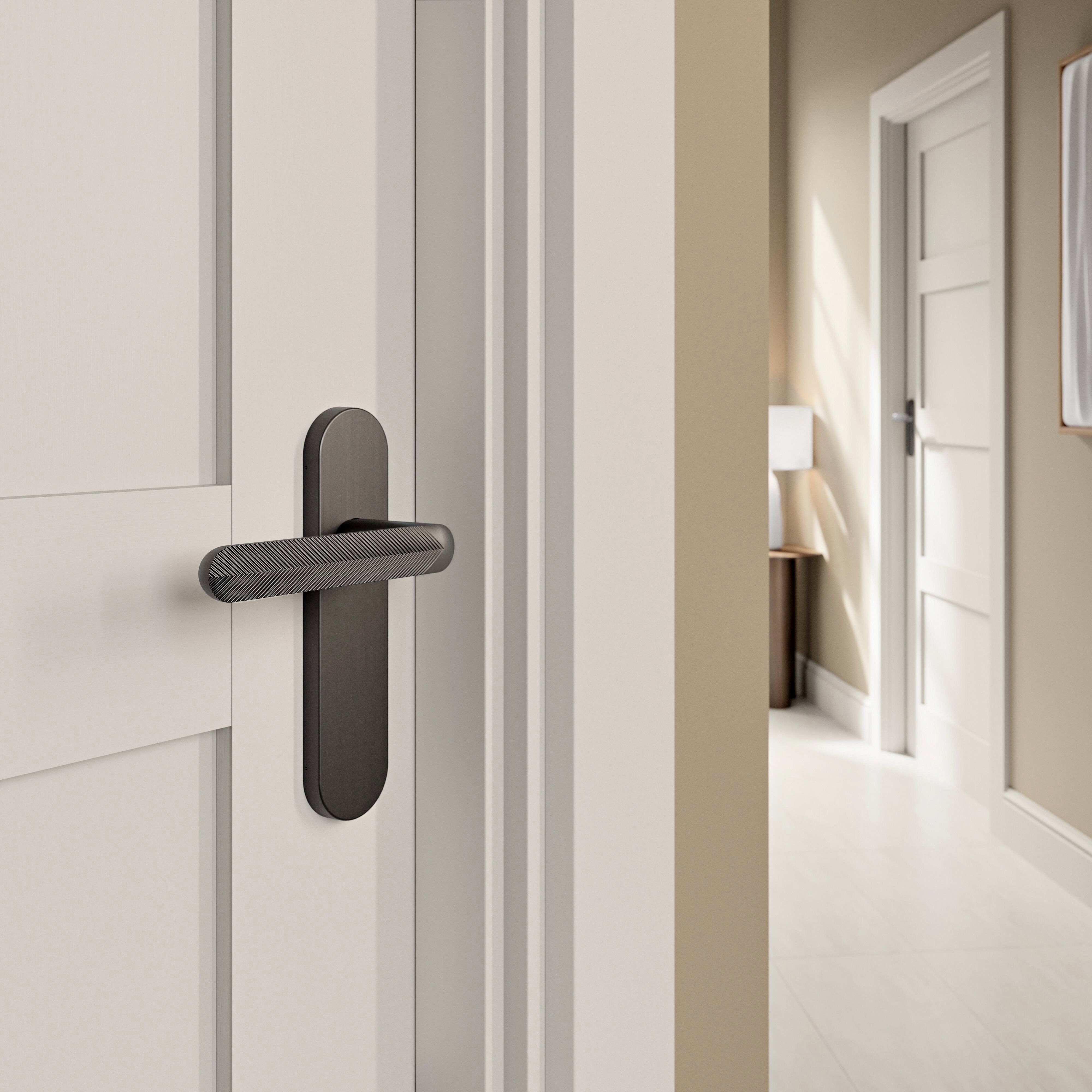 GoodHome Garlan Brushed Grey Titanium effect Straight Latch Door handle (L)125mm (D)60mm Pair
