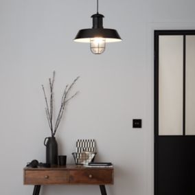 B&q black on sale pendant light