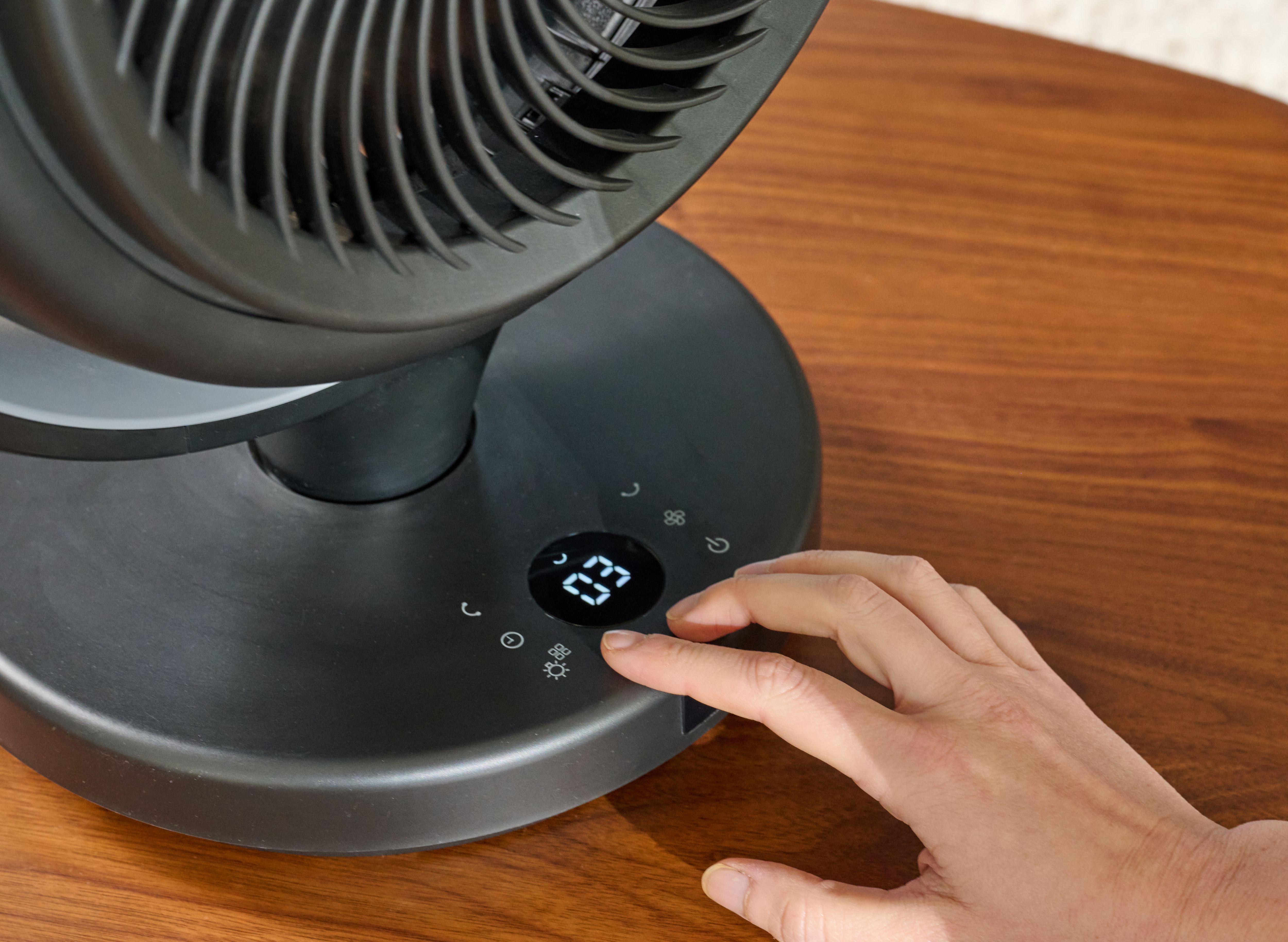 GoodHome GHODF20-BKDC Black 8" 24W Remote controlled Table fan