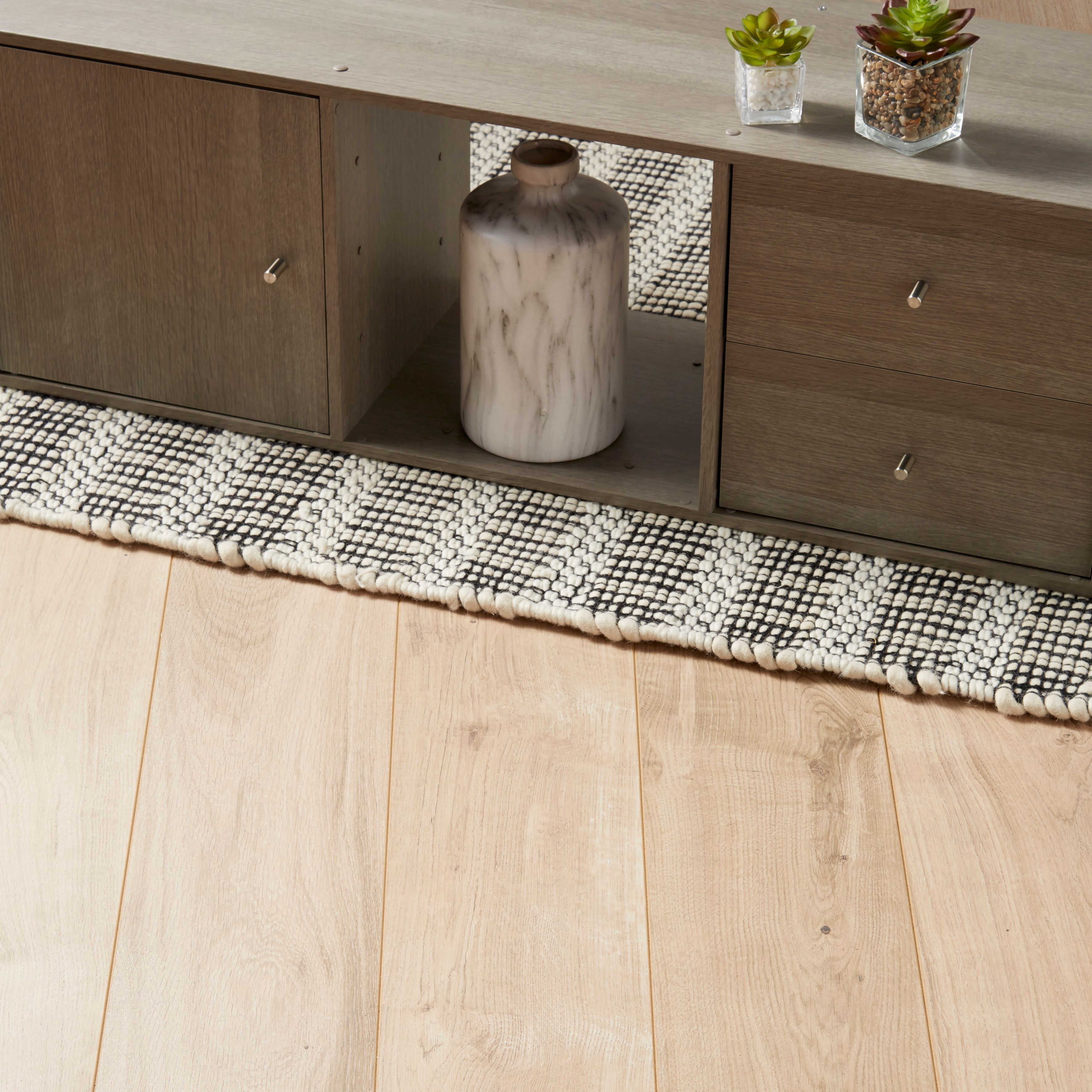 GoodHome Gladstone Wood planks Oak effect Laminate Flooring, 1.996m²