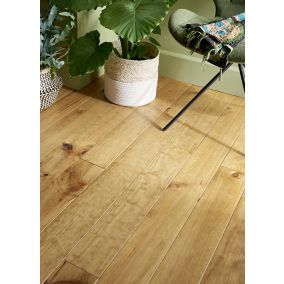 GoodHome Granna Natural wood effect Pine Solid wood flooring, 0.96m²