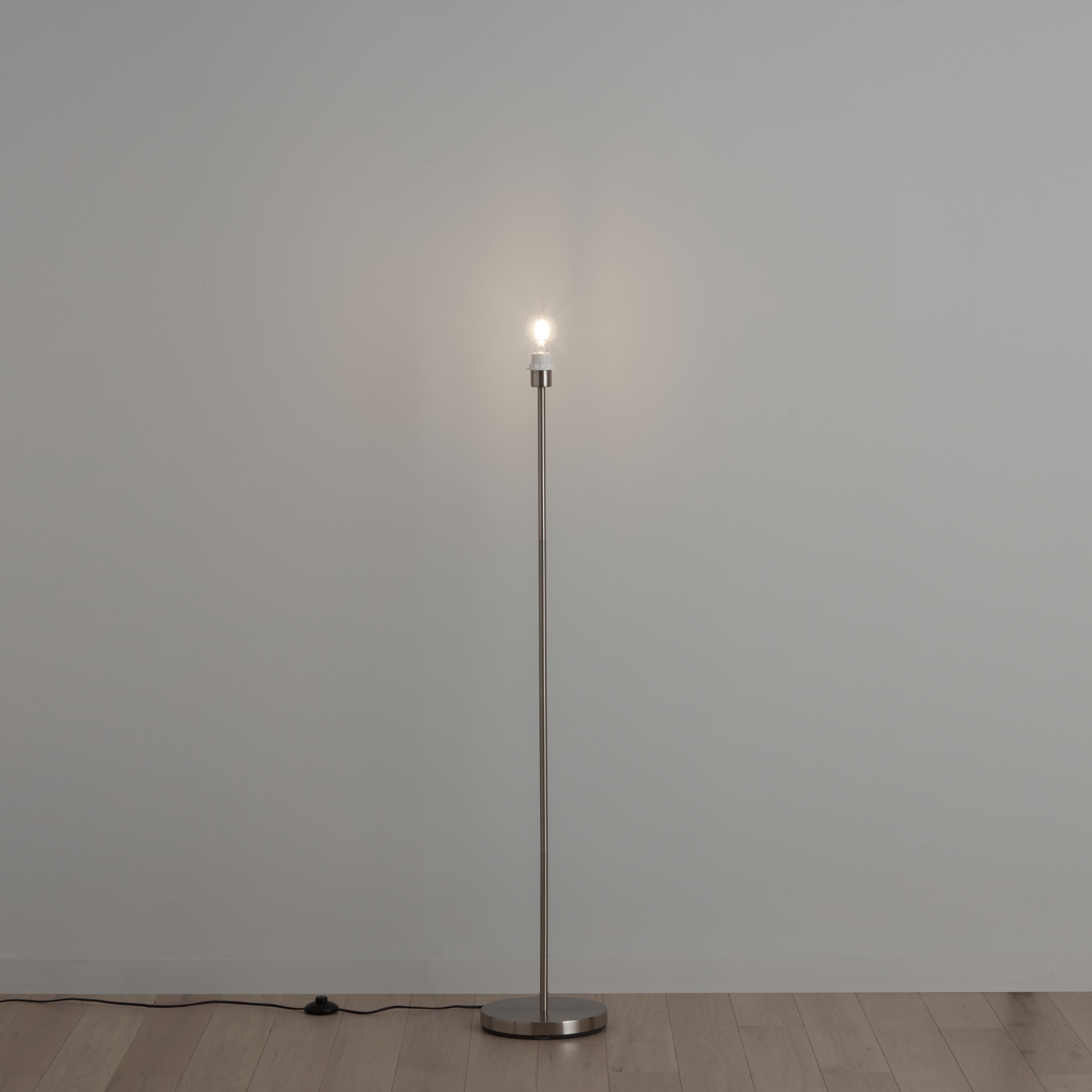 Overhang deals lamp stand