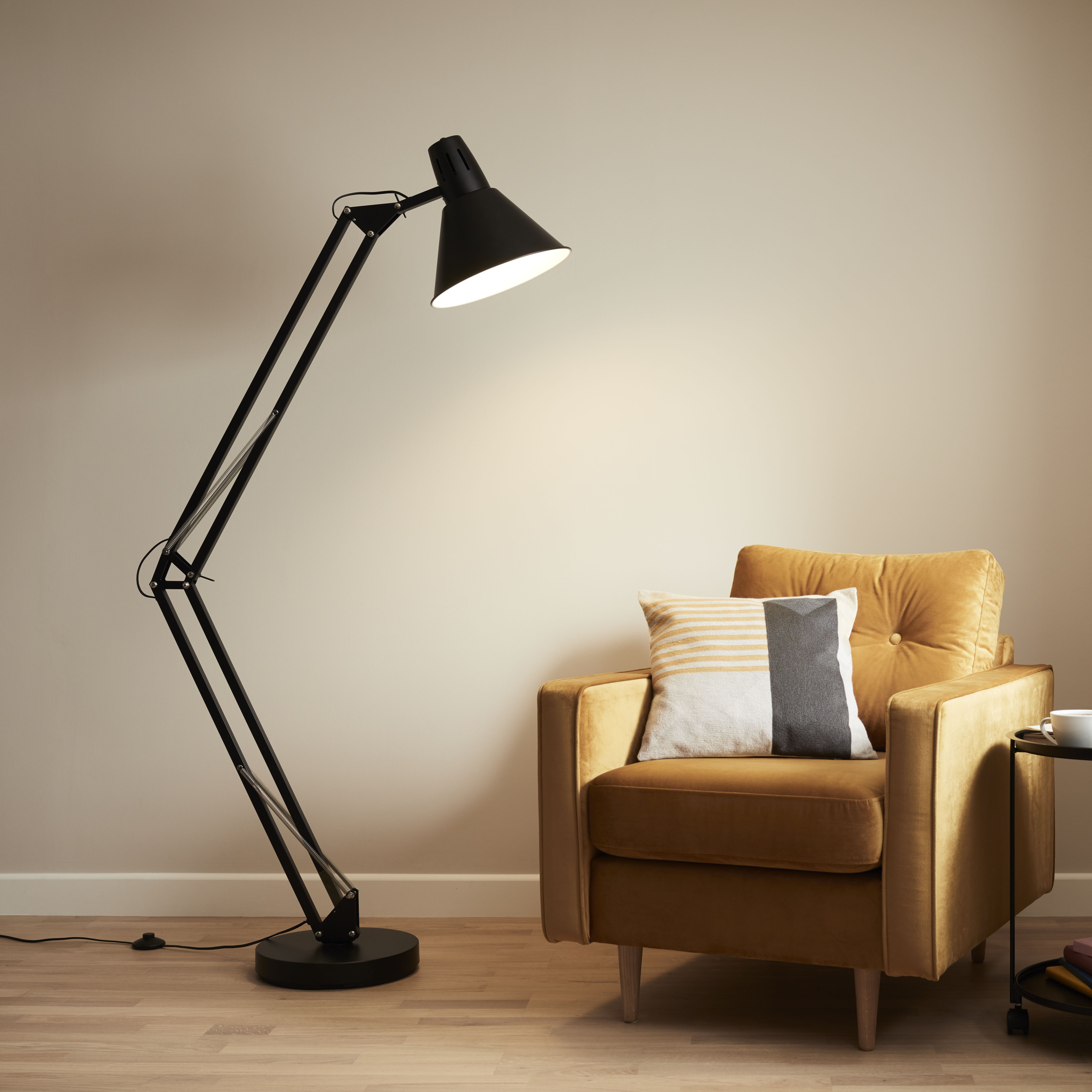 B&q led deals floor lamps