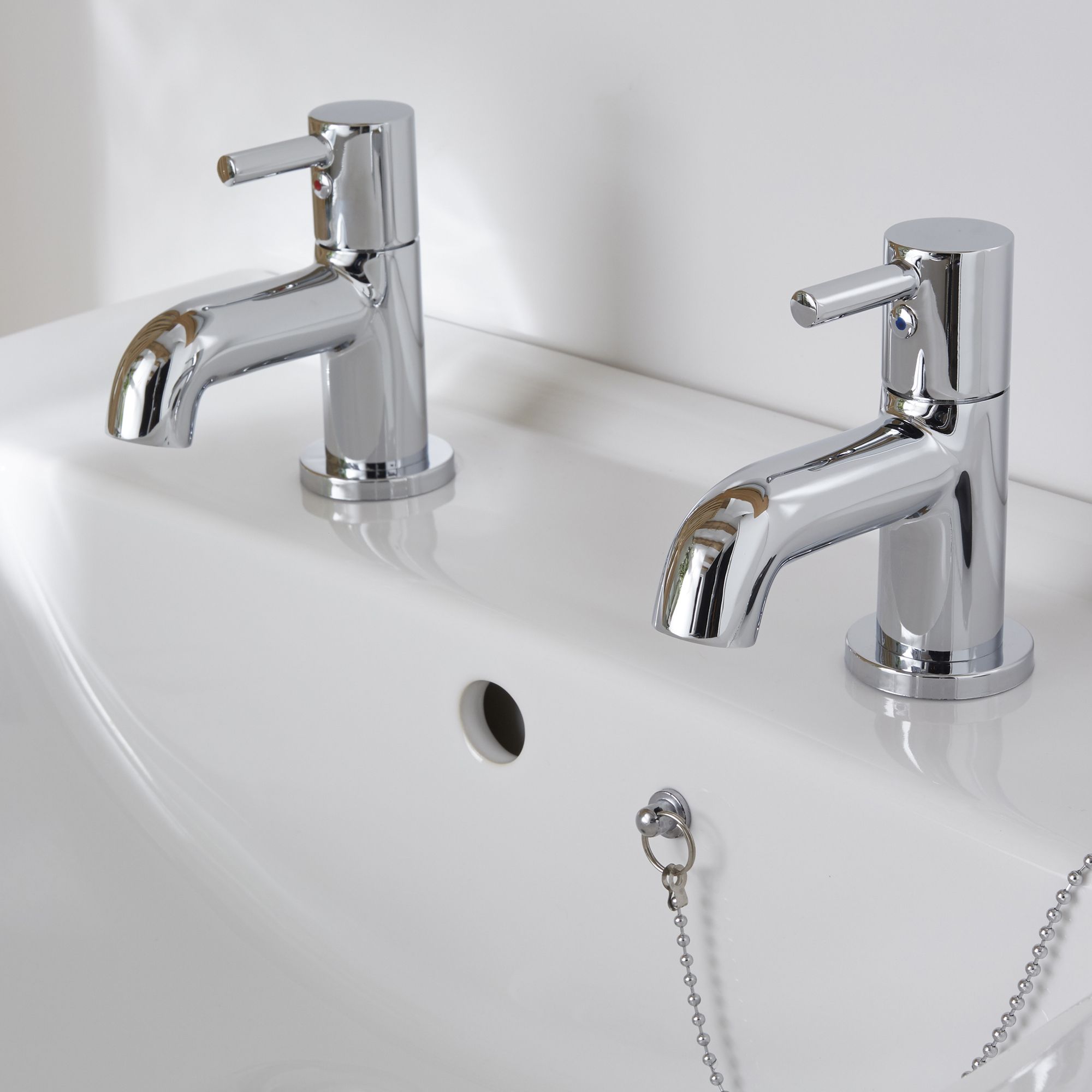 Basin deals taps b&q