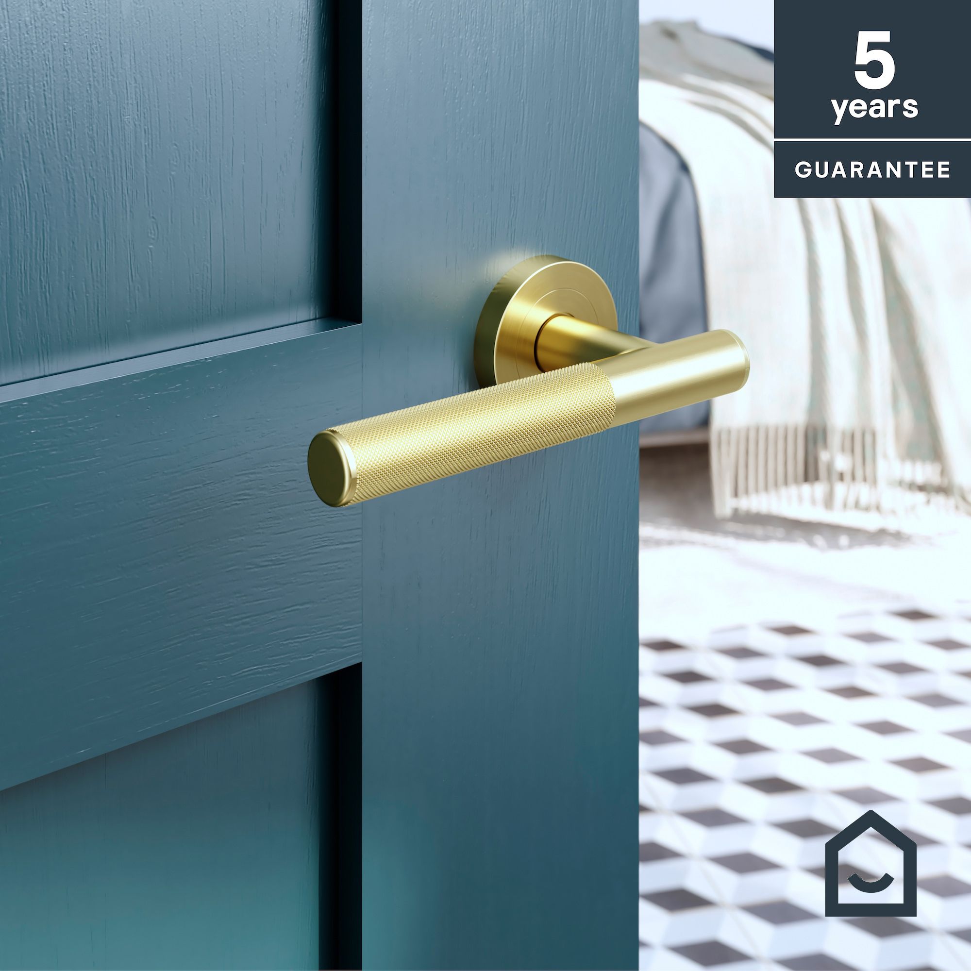 GoodHome Irus Brushed Brass effect Straight Door handle (L)140mm, Pair