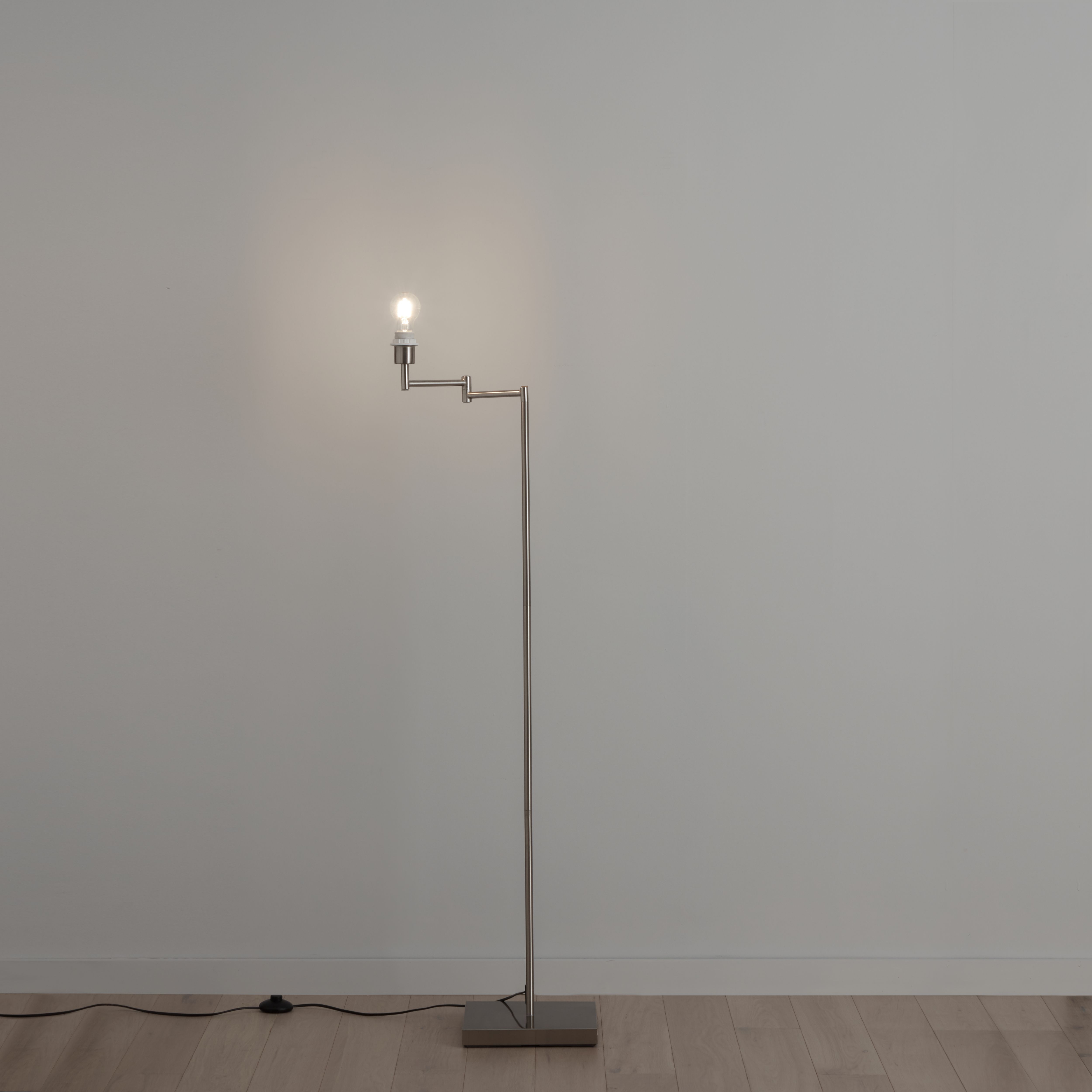 GoodHome Jabisen Brushed Chrome effect Floor lamp base