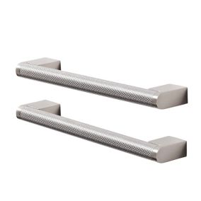 B&q kitchen door deals handles
