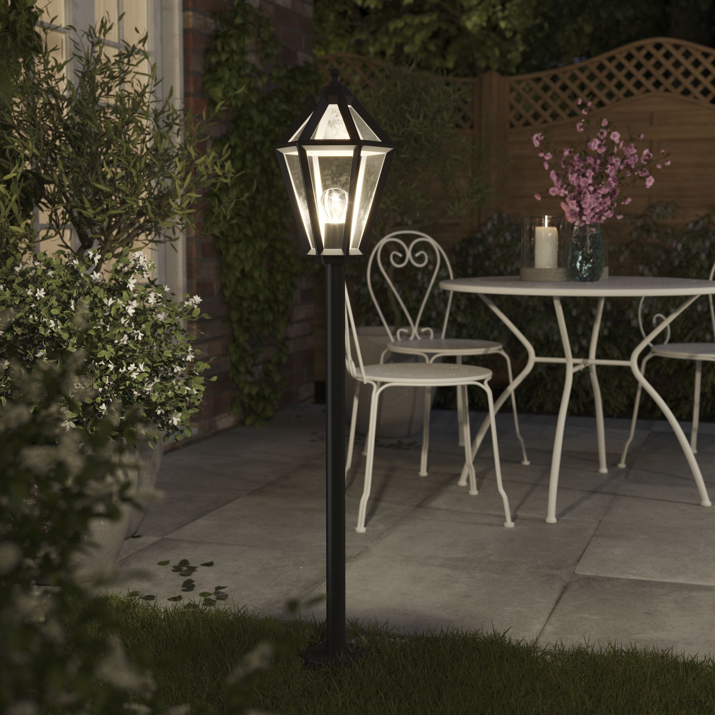 Garden post lights deals mains