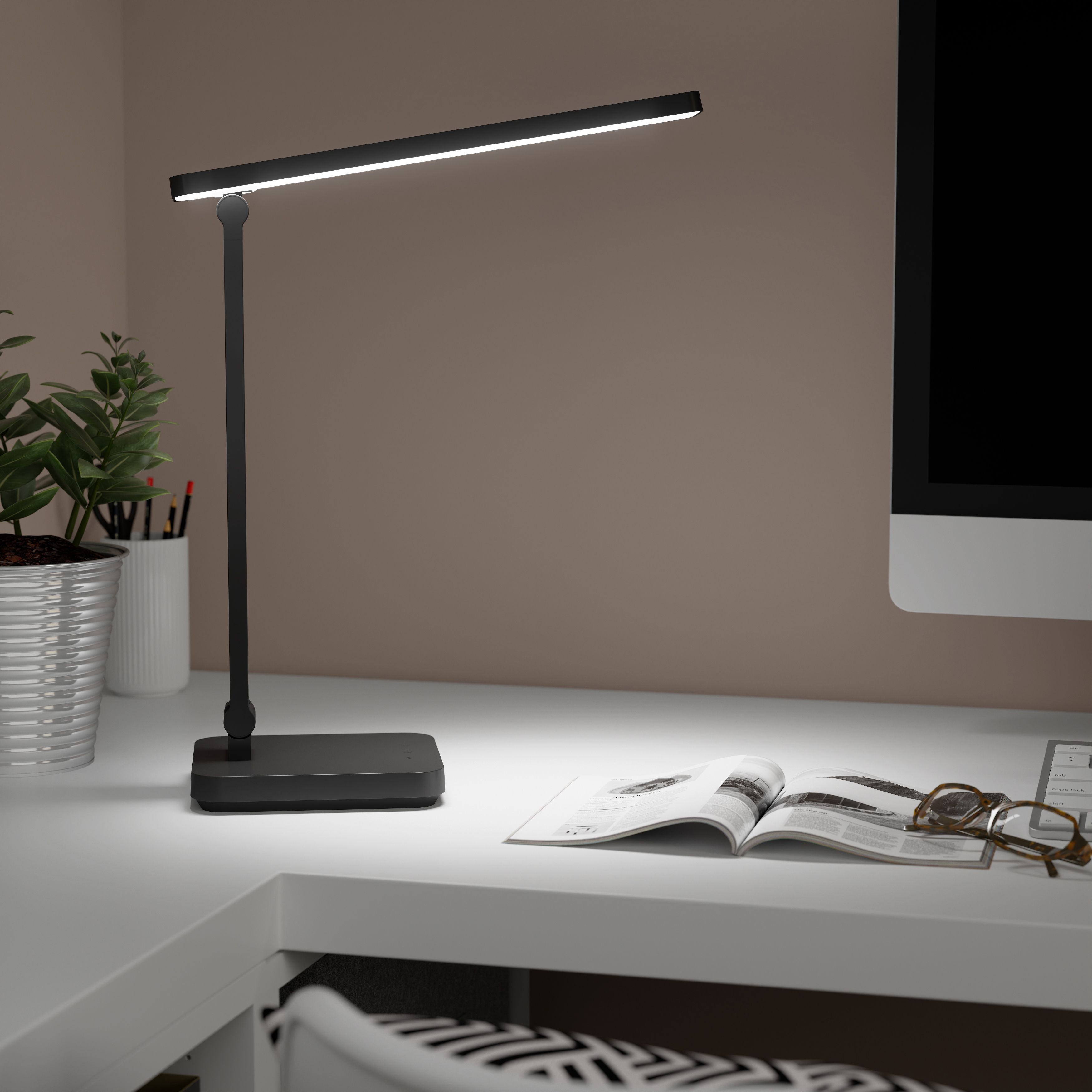 GoodHome Lapwing Straight Matt Black Integrated LED Table lamp