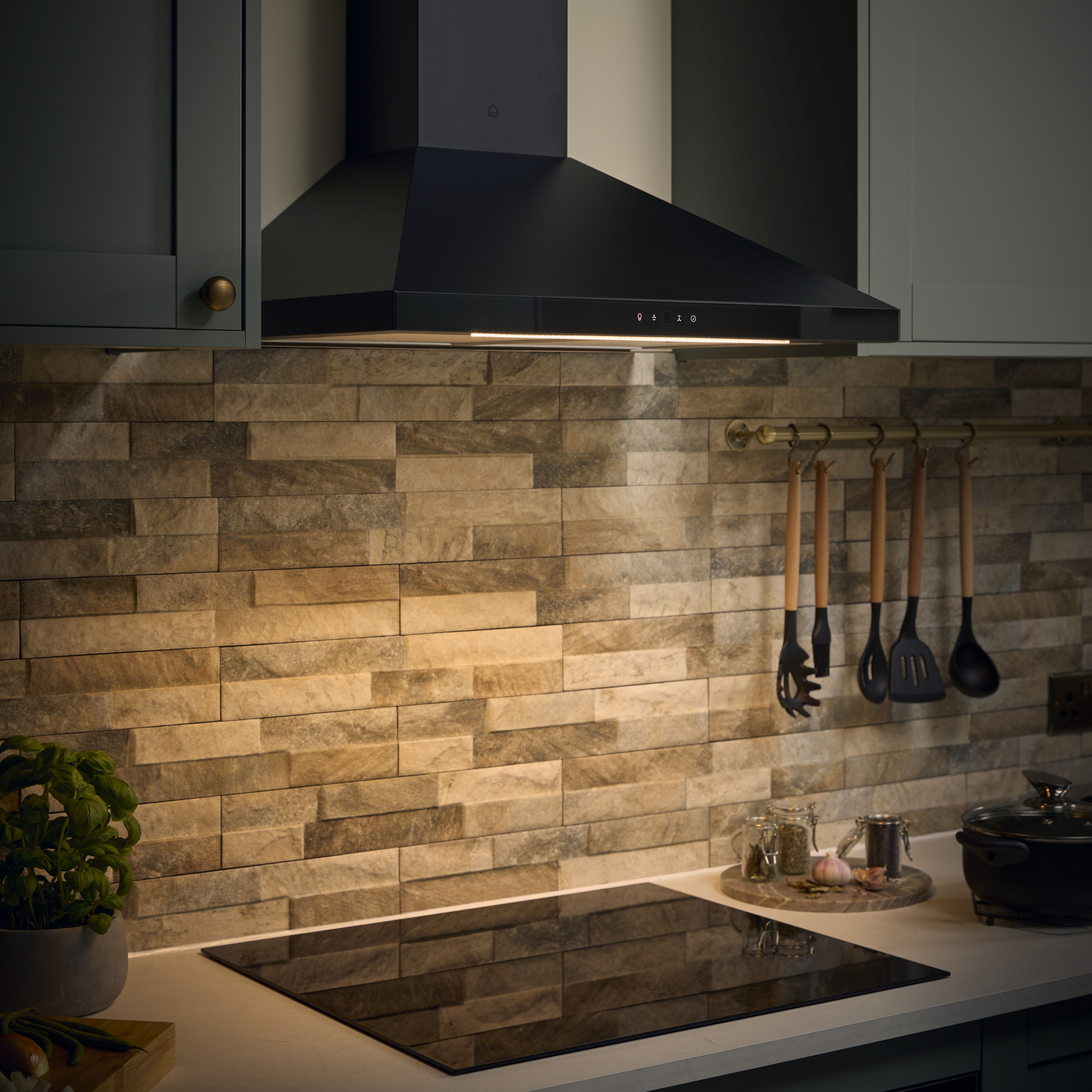 GoodHome LinkSense GHCH60LKBL Black steel & glass Chimney Cooker hood (W)59.8cm - Matt black
