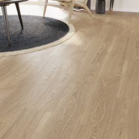 GoodHome Lulea Modern Natural Oak Engineered Real wood top layer flooring, 2.05m² Pack of 1