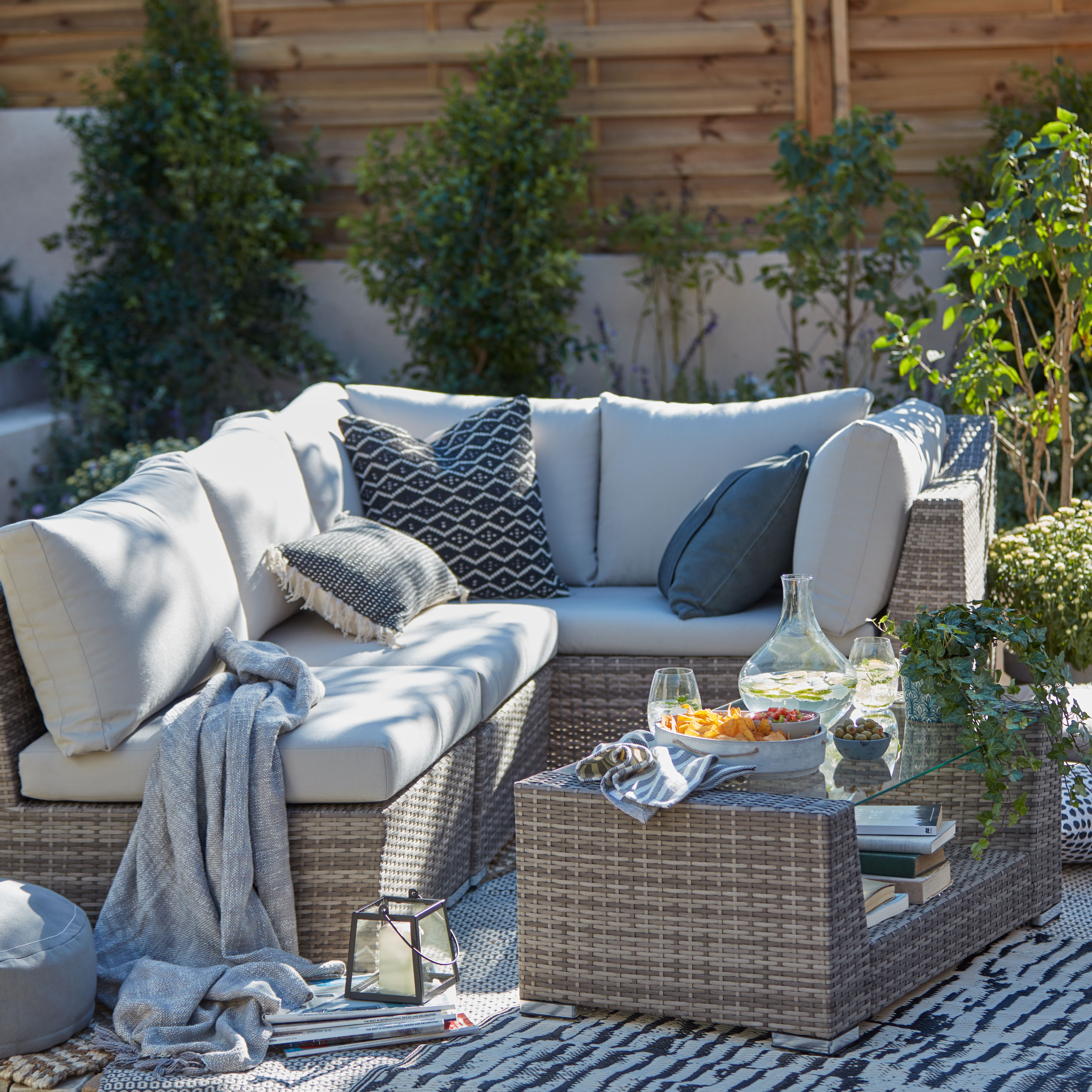 GoodHome Maevea Grey Rattan effect 4 seater Coffee set | DIY at B&Q