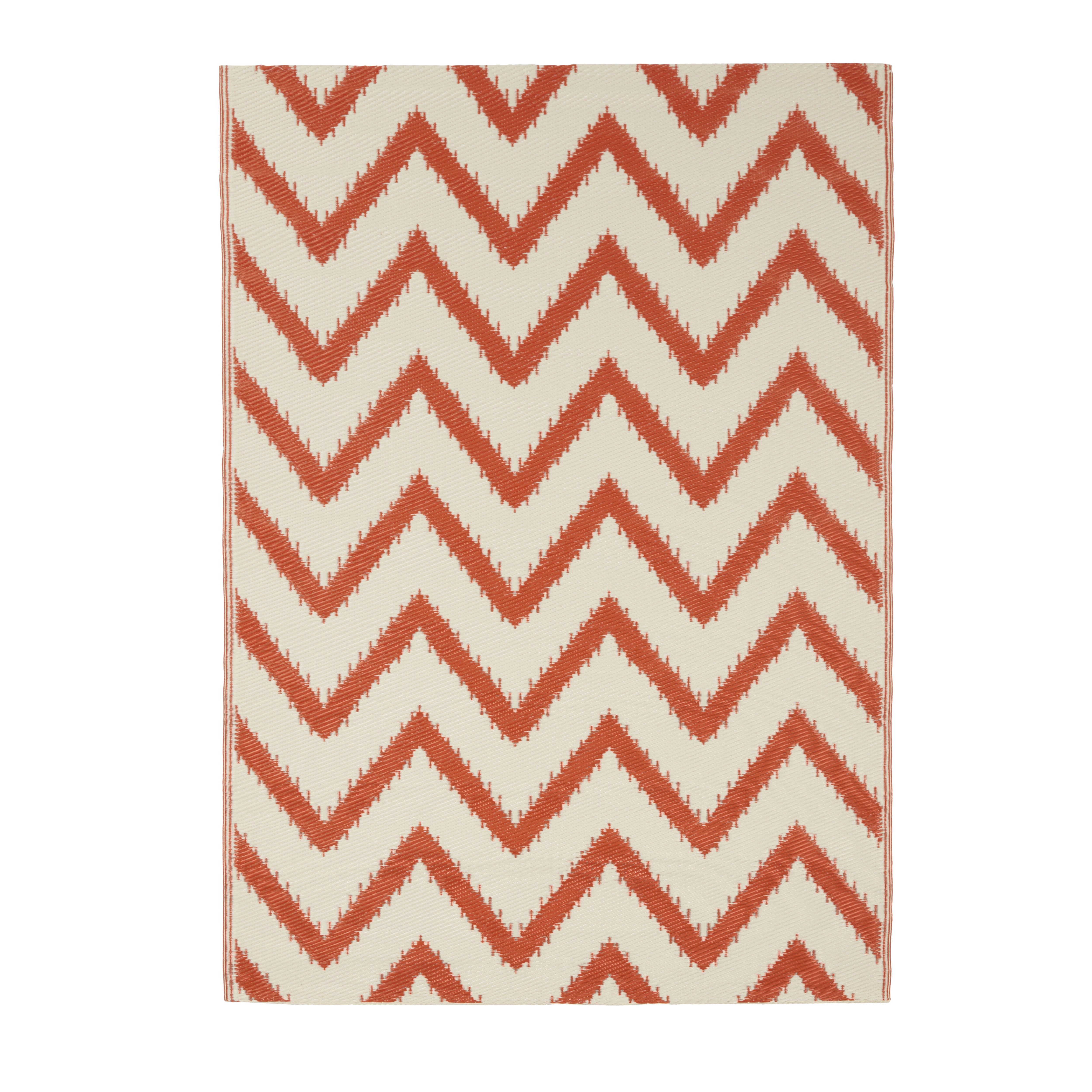 GoodHome Malaita Mango & Whisper white Chevron Outdoor Rug 170cmx120cm