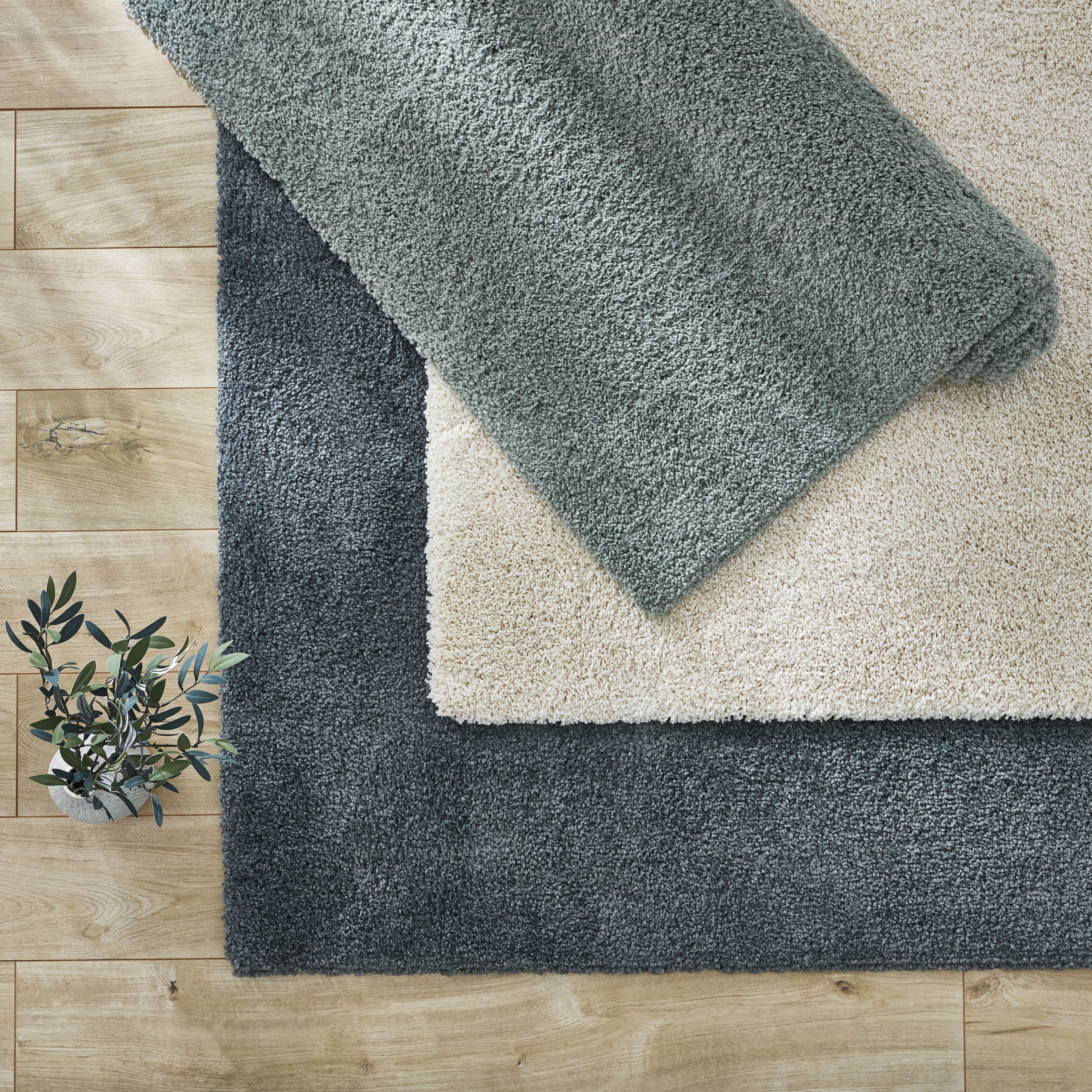 GoodHome Manzo Off white Medium Rug, (L)170cm x (W)120cm