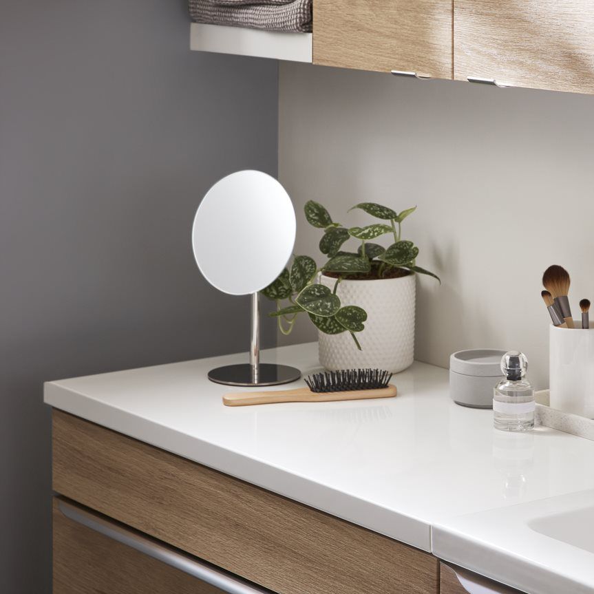28mm GoodHome Marloes Gloss White Chipboard Worktop - 3
