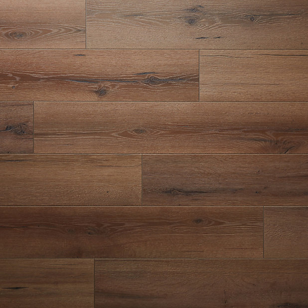 Goodhome Padiham Brown Dark Oak Effect, Dark Brown Wood Effect Laminate Flooring