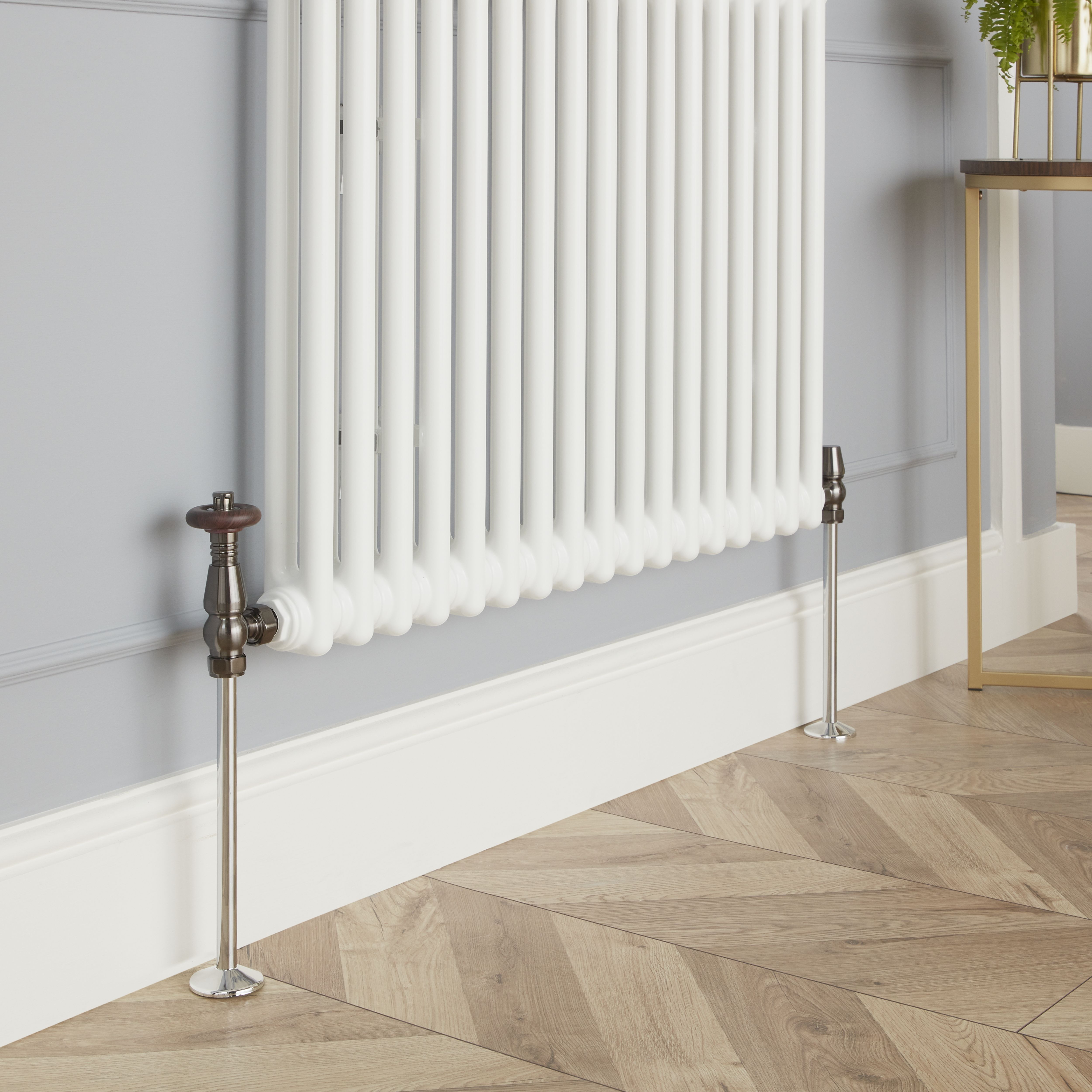 GoodHome Polished Black Traditional Angled Radiator valve & lockshield ...