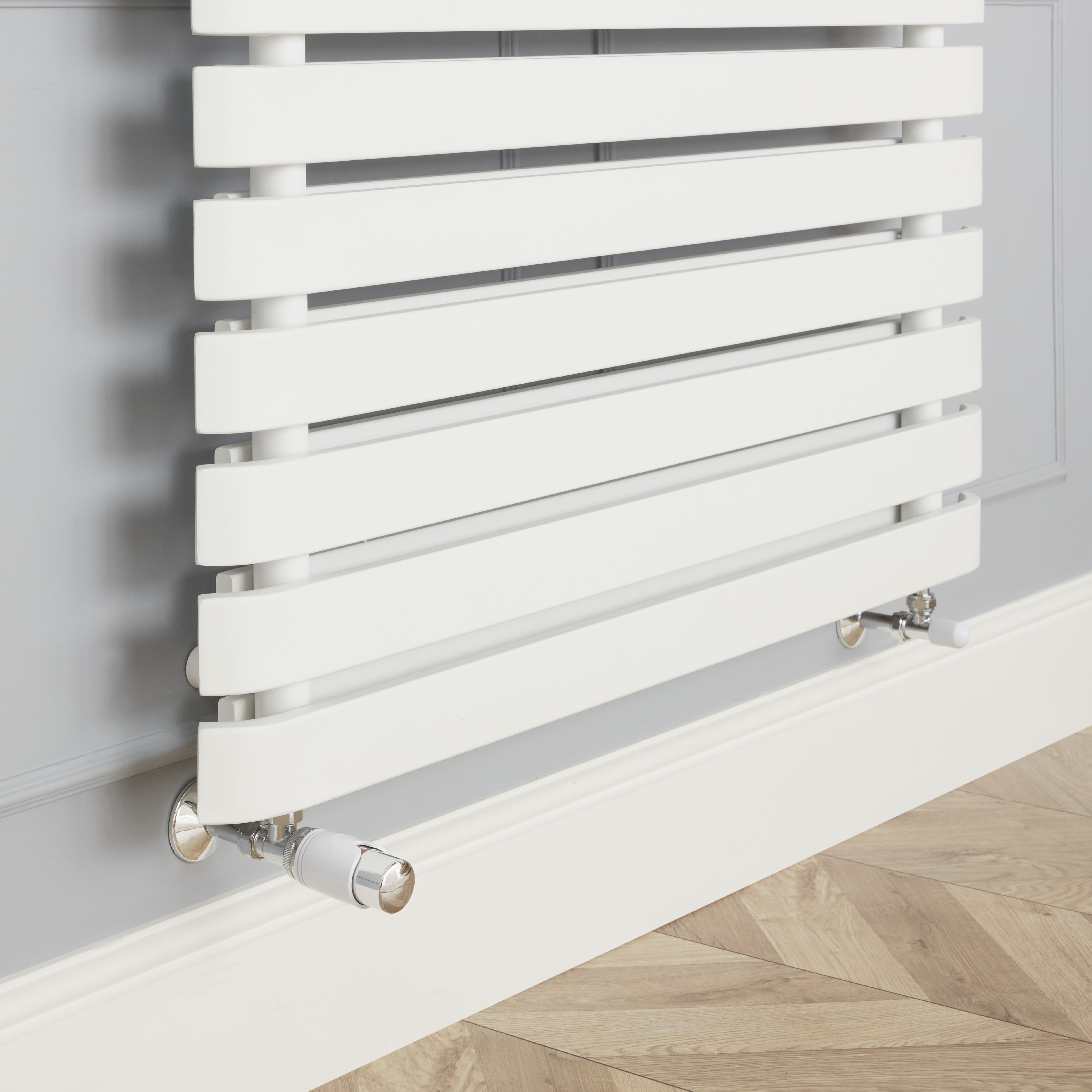 GoodHome Polished White Angled Radiator valve & lockshield (Dia)15mm x ½
