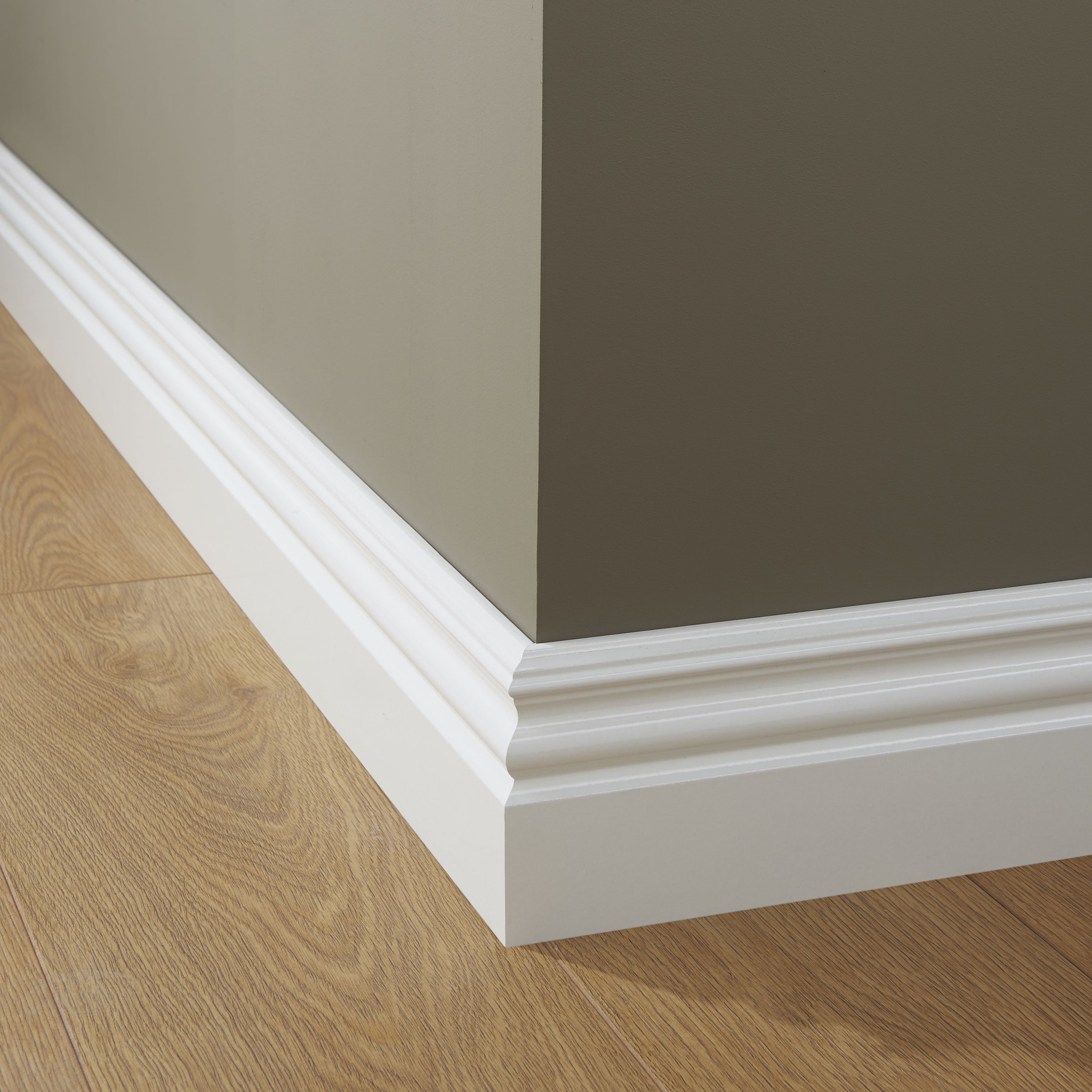 GoodHome Primed White MDF Skirting board (L)2200mm (W)120mm (T)19mm