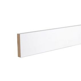 GoodHome Primed White MDF Square edge Skirting board (L)2.4m (W)94mm (T)18mm