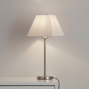 B&q lamp deals shades cream