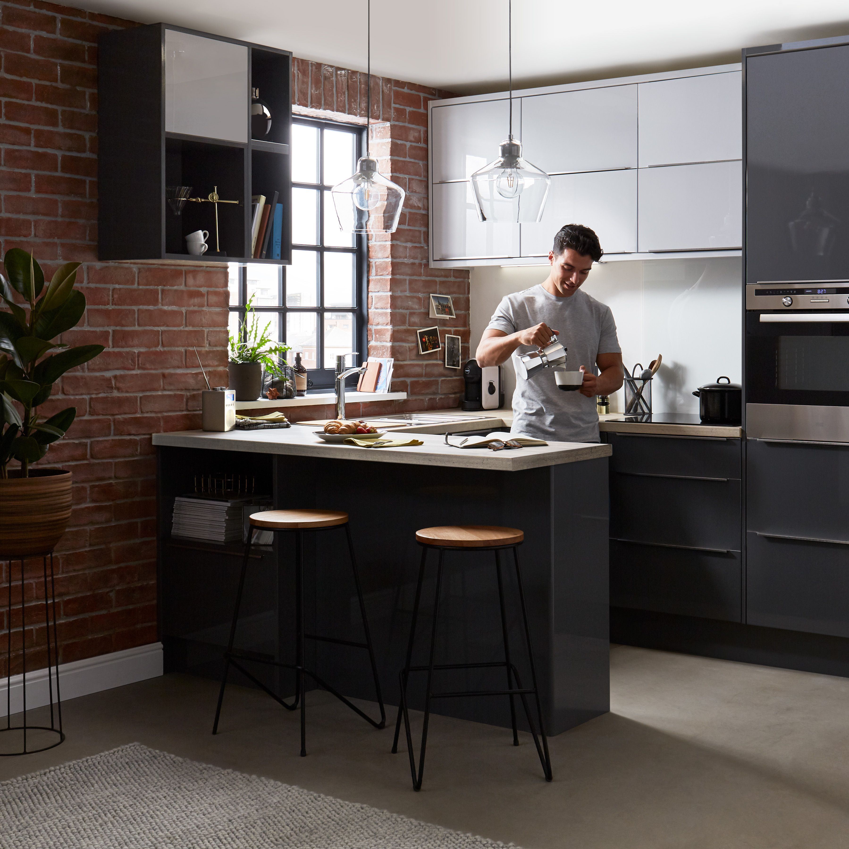 GoodHome Stevia Gloss anthracite Slab 2 drawer front, bridging door & bi-fold door 600mm