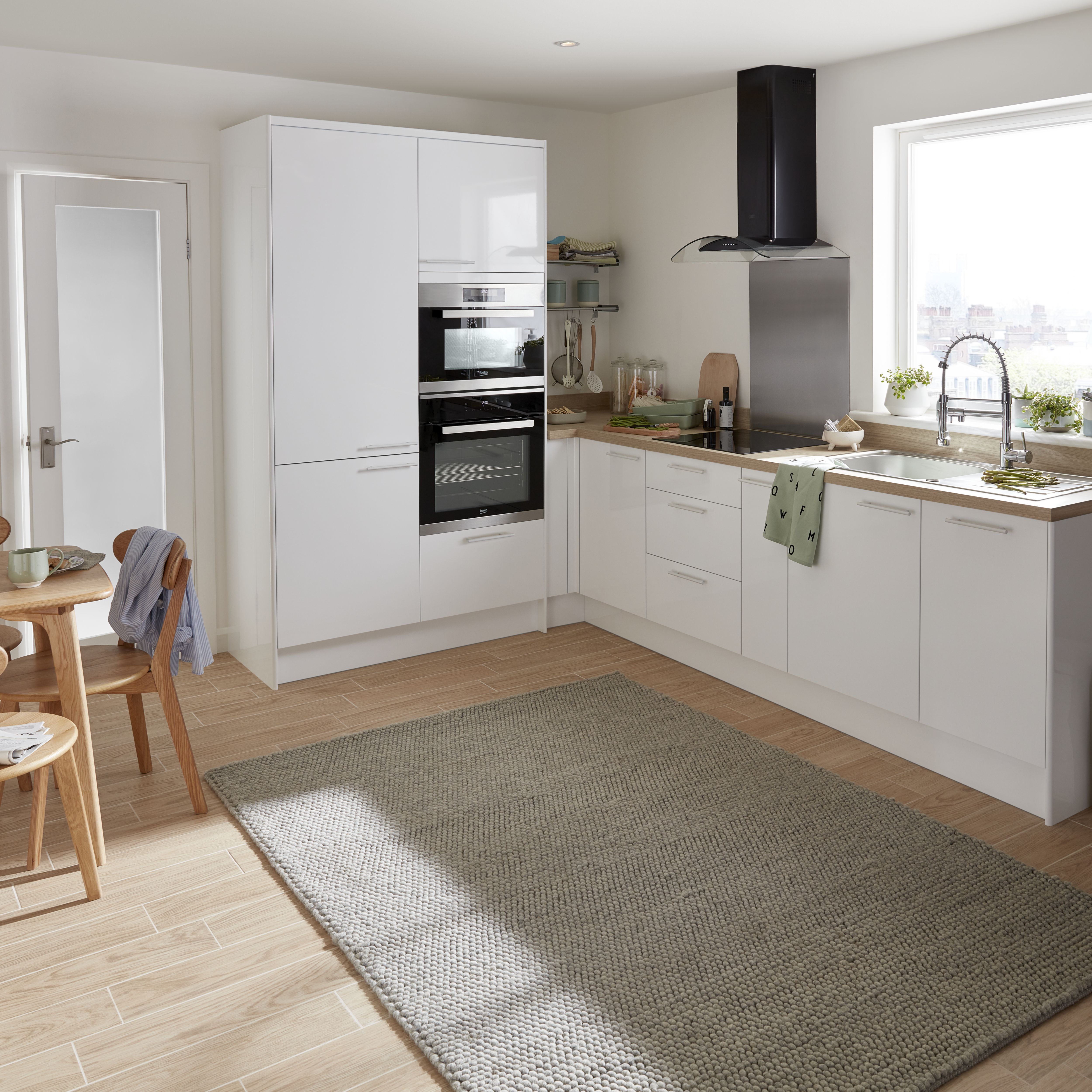 GoodHome Stevia Gloss white Slab 2 drawer front, bridging door & bi-fold door 400mm