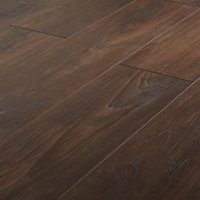 GoodHome Swanley Natural Dark oak effect Laminate Flooring, 1.29m² Pack of 5
