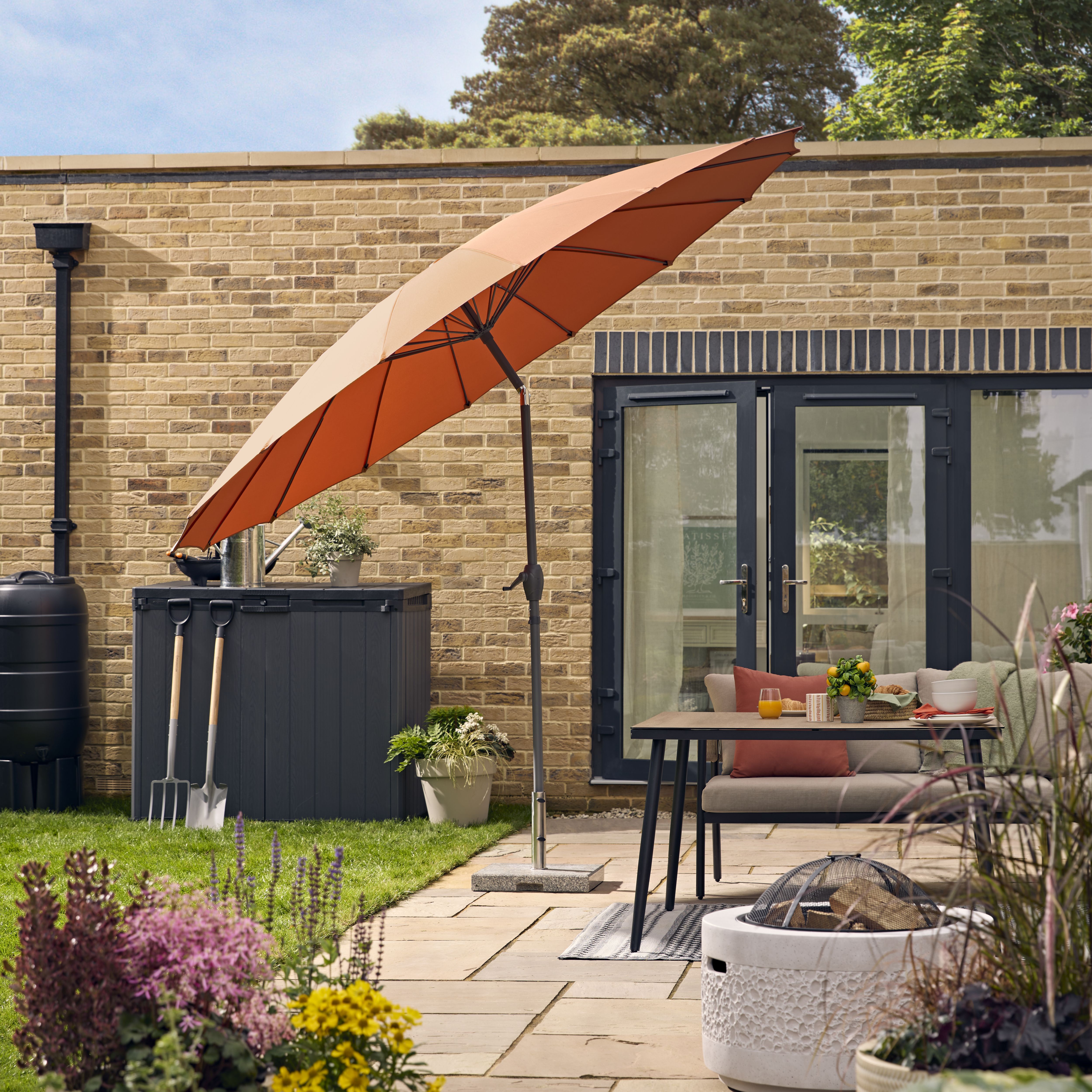 GoodHome Temara 2.8m Terracotta Standing parasol