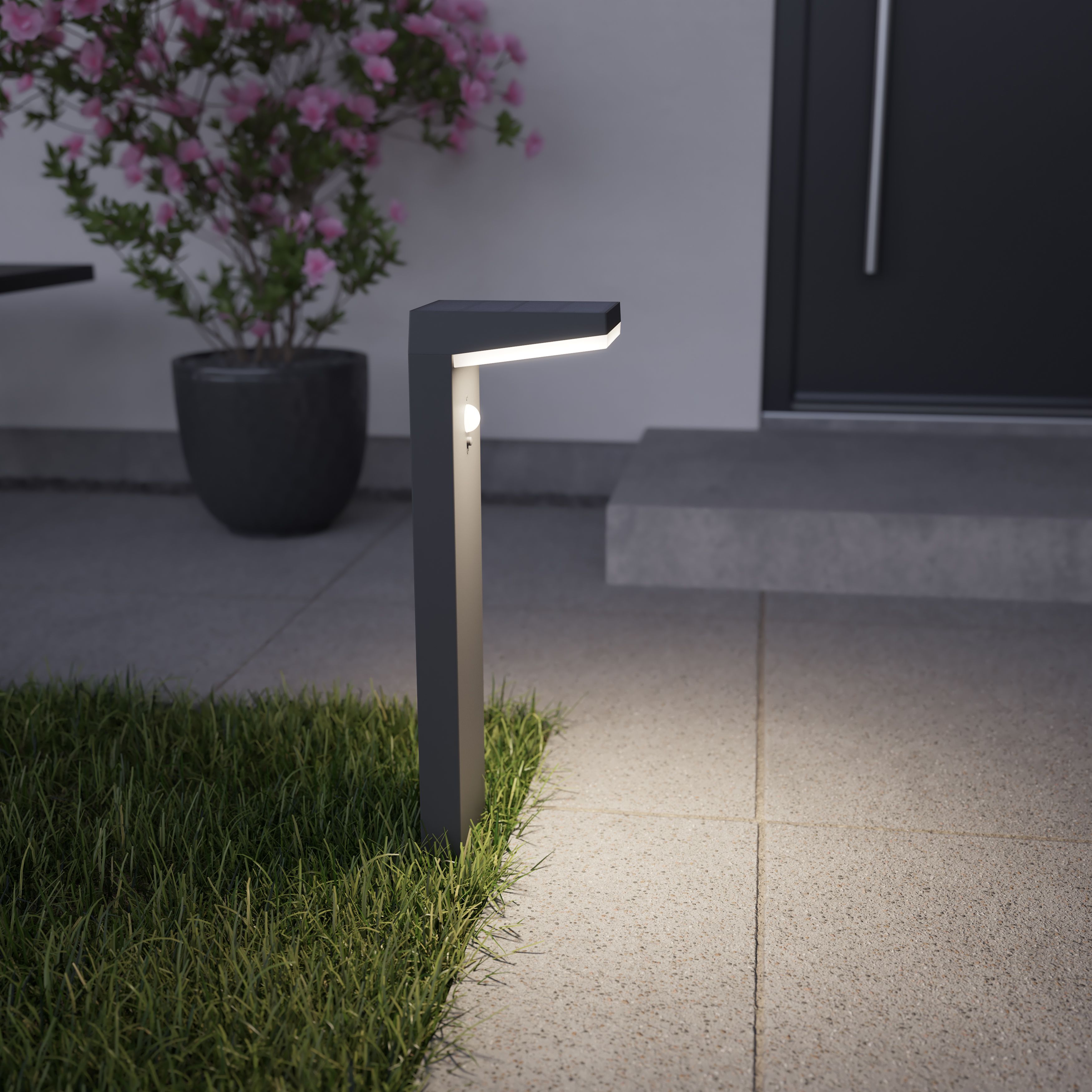 GoodHome Tomman Black Solar-powered Integrated LED Outdoor Post light