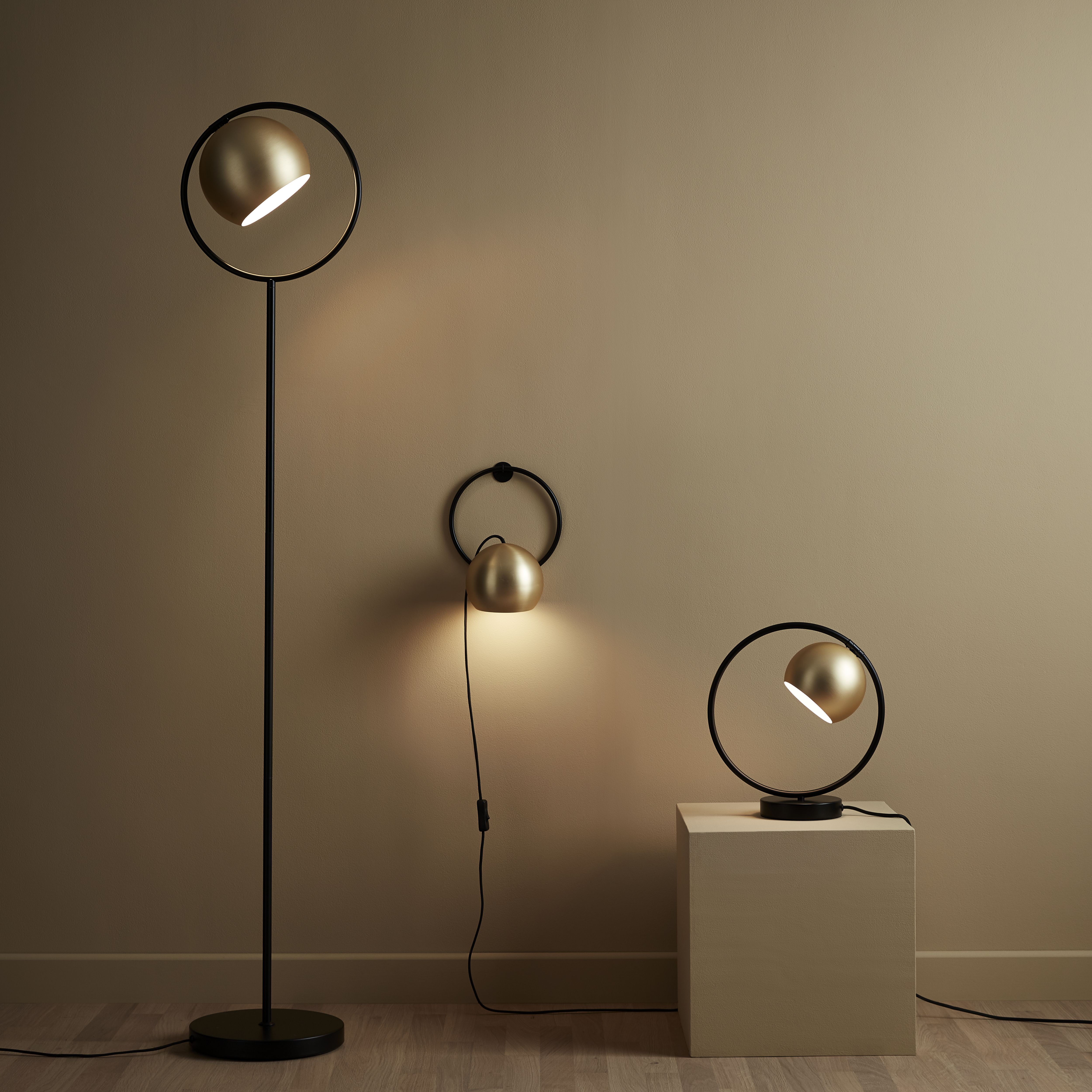 GoodHome Toroba Black Gold effect Plug-in Wall light