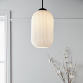 GoodHome Walgis White Chrome effect Pendant ceiling light, (Dia)200mm