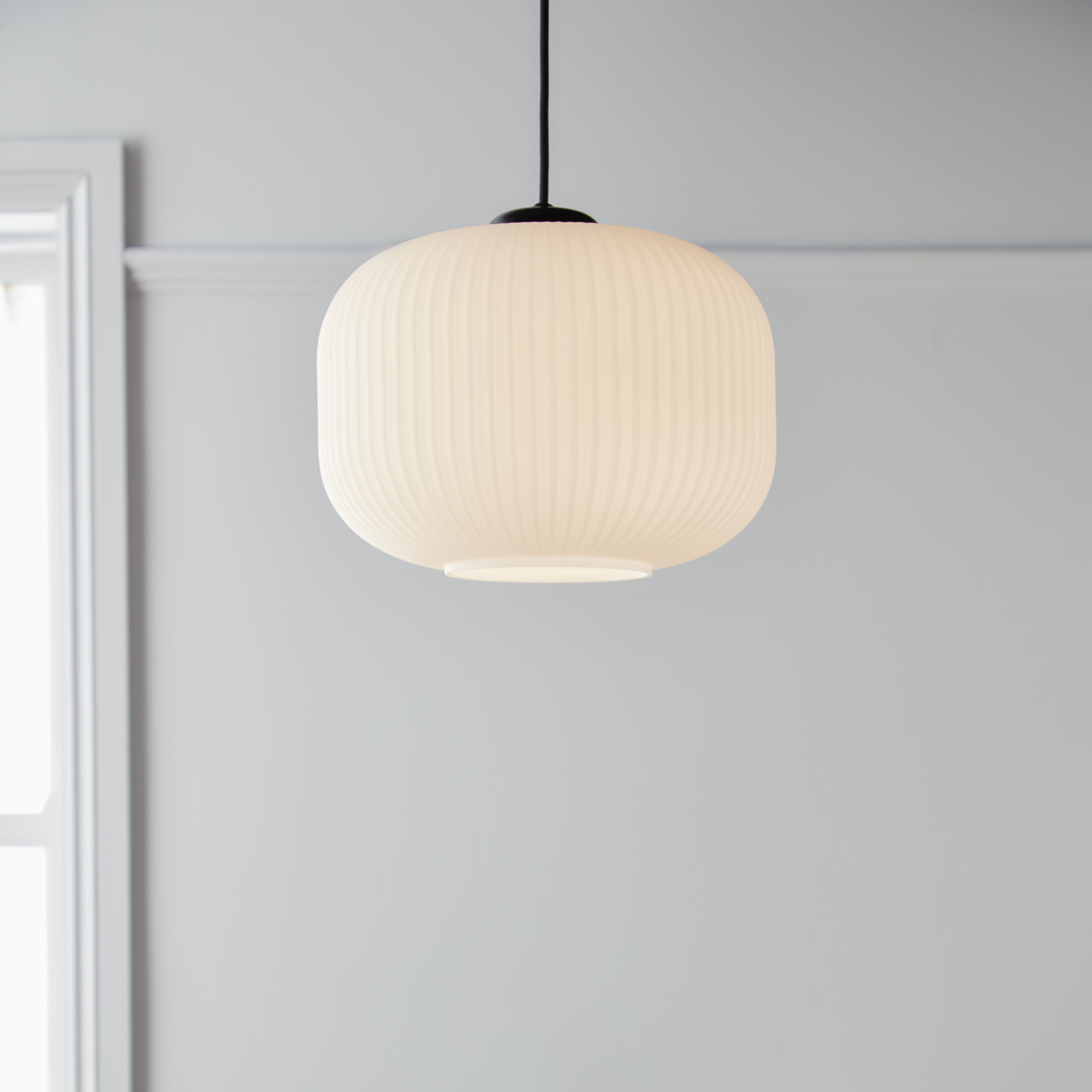 GoodHome Walgis White Chrome effect Pendant ceiling light, (Dia)300mm