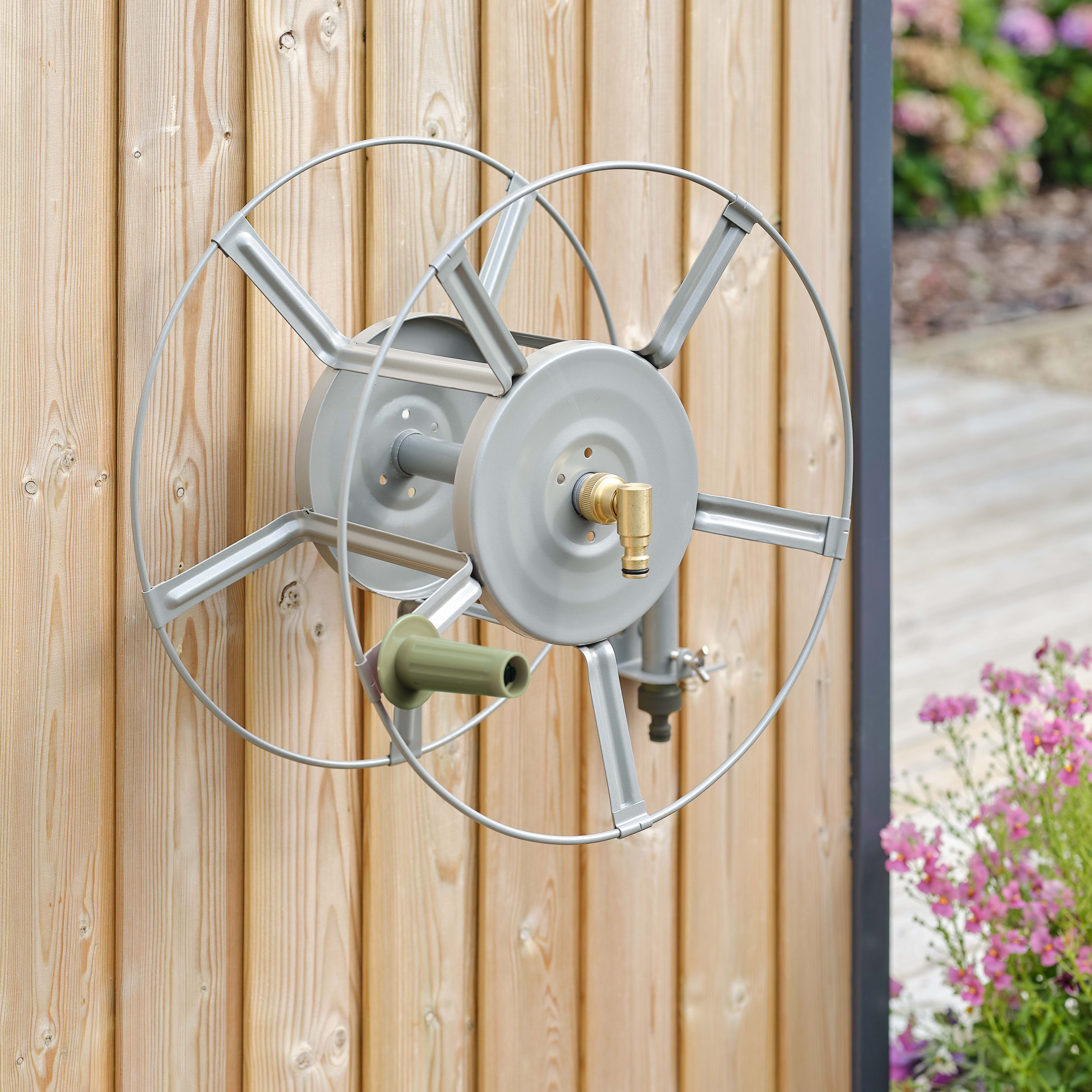 GoodHome Watering Grey Wall-mounted Empty hose reel Without wheels
