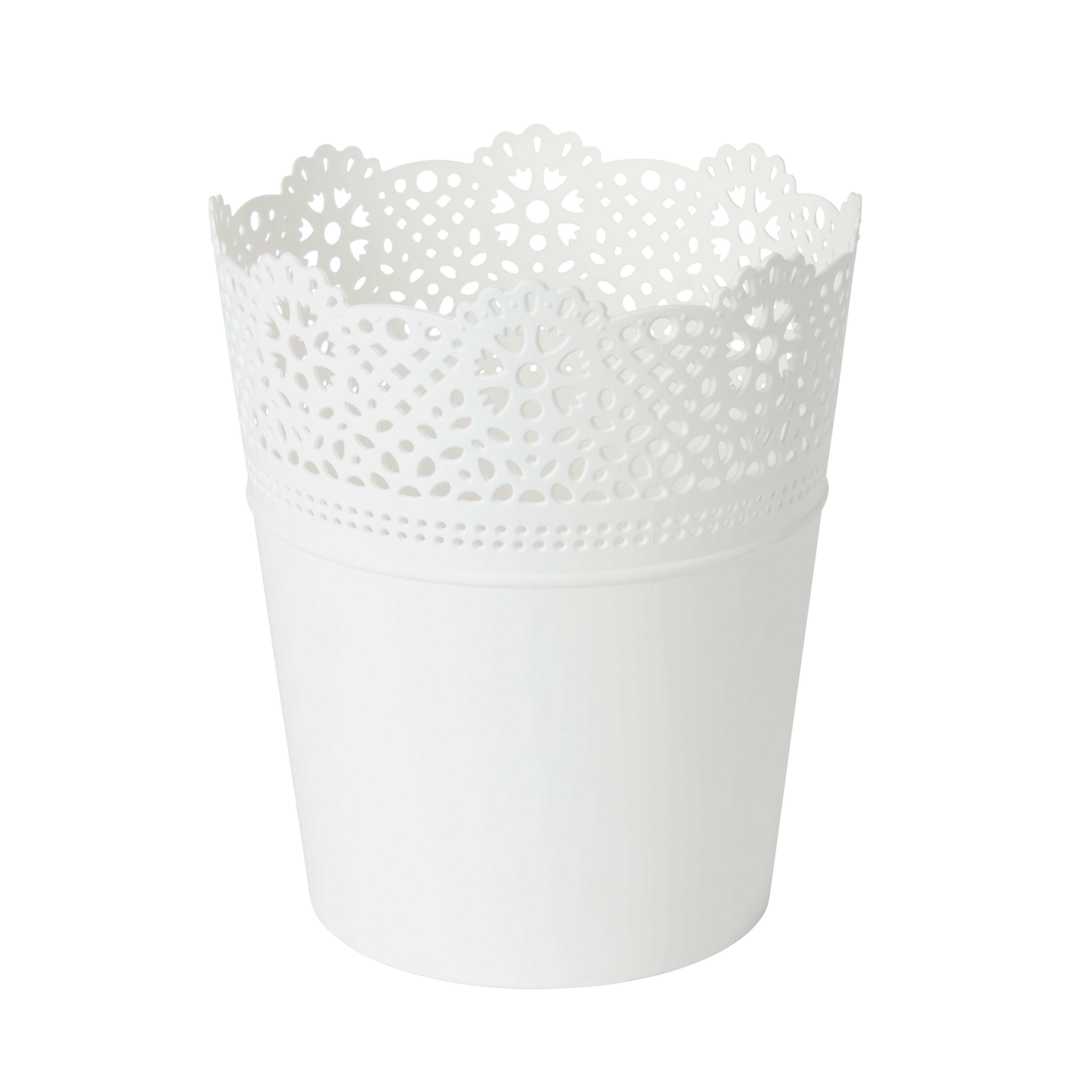 GoodHome White Plastic Lace Circular Plant pot (Dia) 18cm, (H)21cm, 3.6L