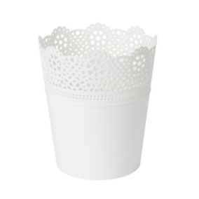 GoodHome White Plastic Lace Circular Plant pot (Dia) 18cm, (H)21cm, 3.6L